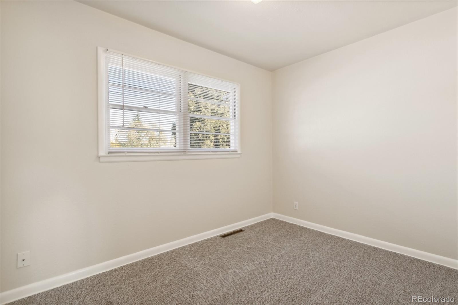 MLS Image #13 for 809 w jefferson street,colorado springs, Colorado