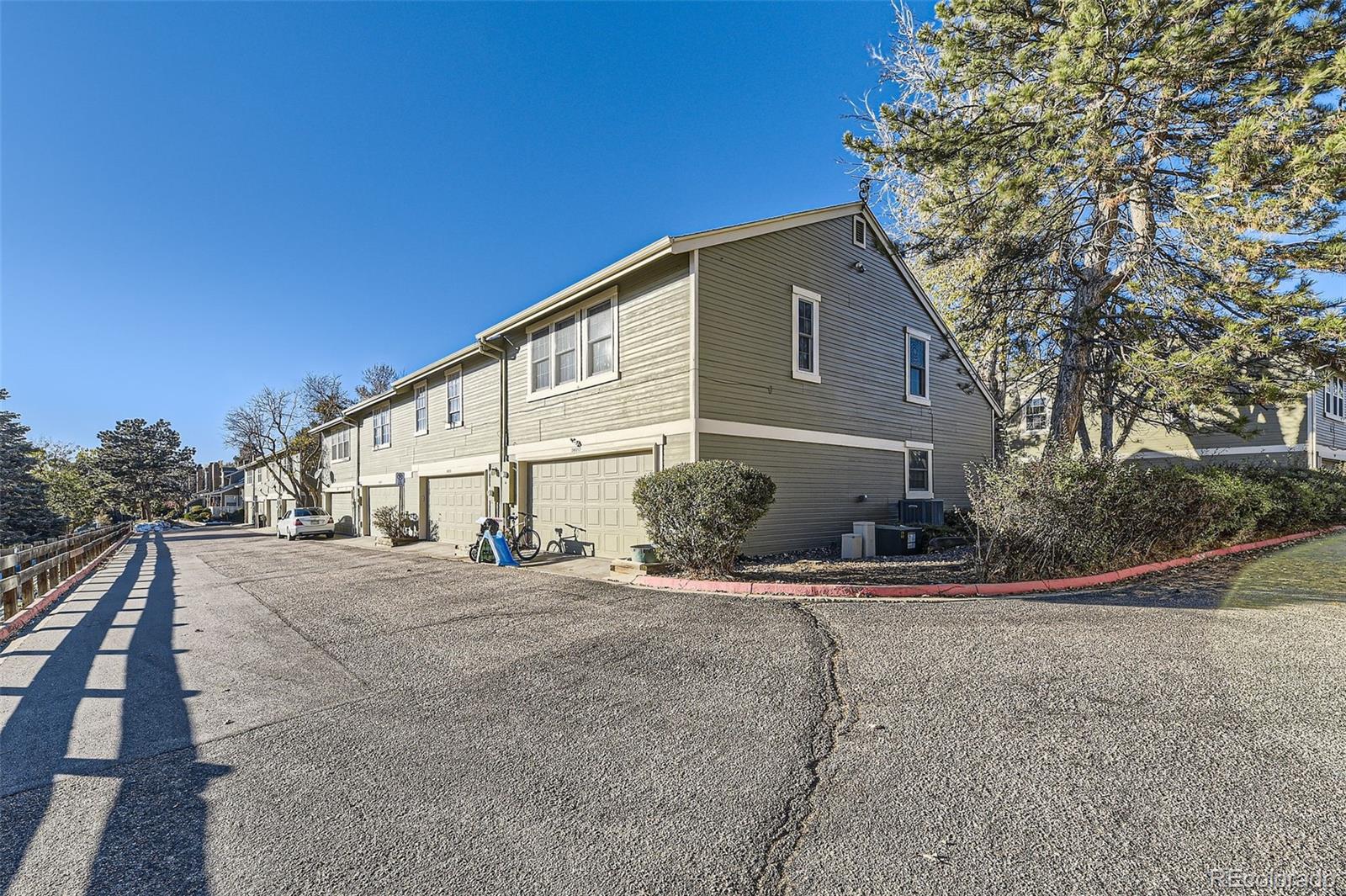 MLS Image #21 for 14057 e radcliff circle,aurora, Colorado