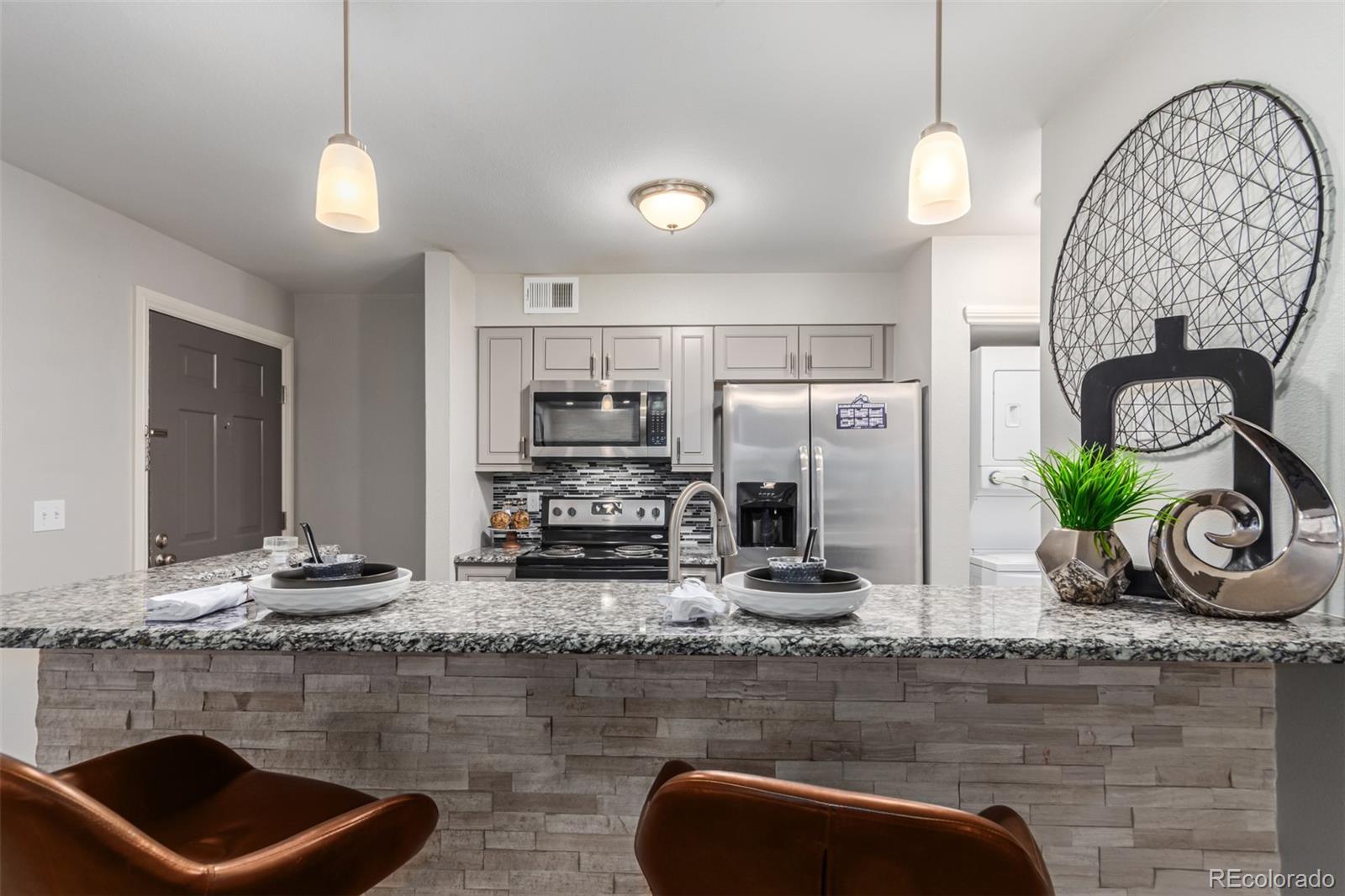 MLS Image #10 for 2575 s syracuse way i103,denver, Colorado