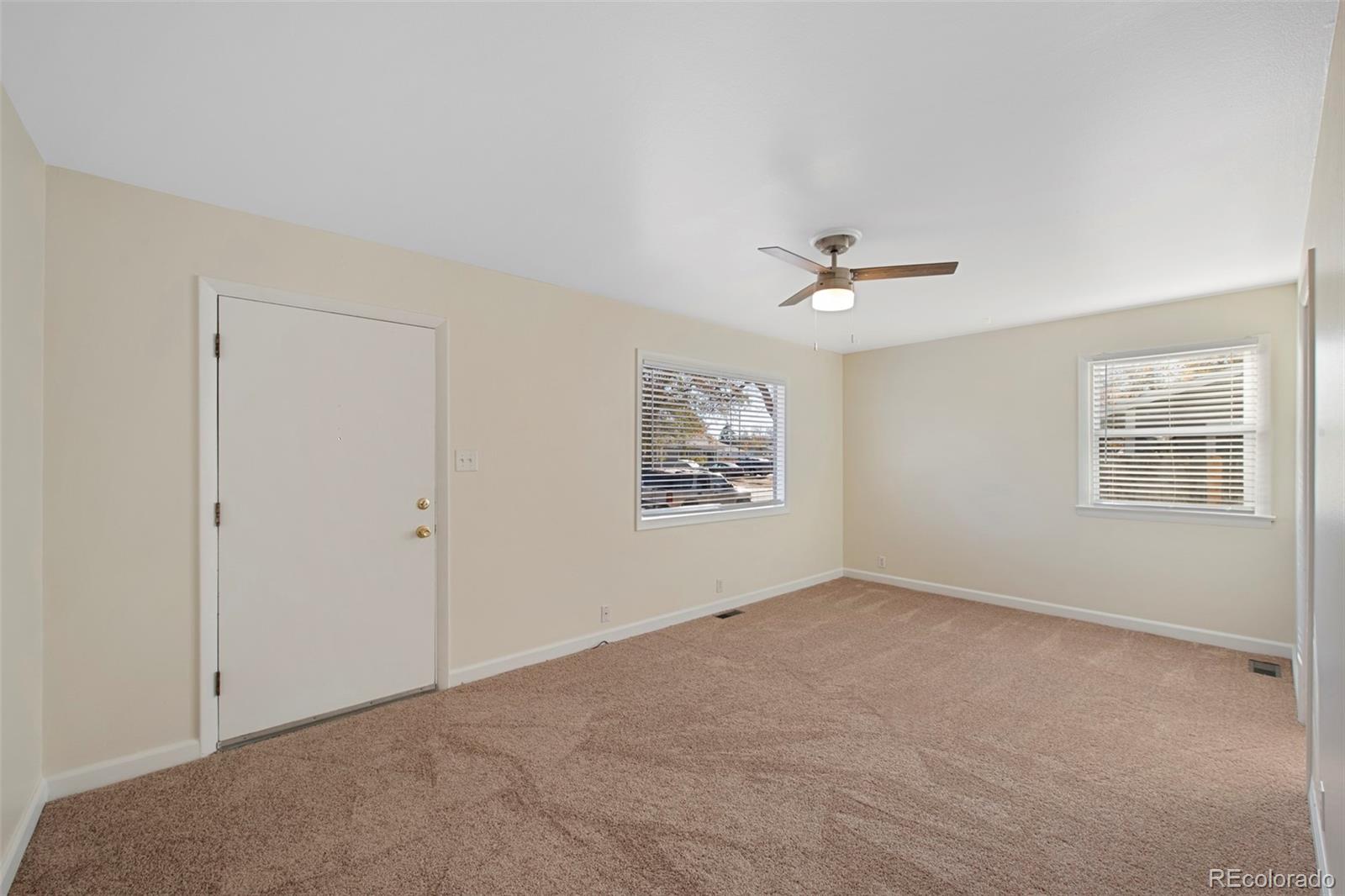 MLS Image #4 for 825  moline street,aurora, Colorado