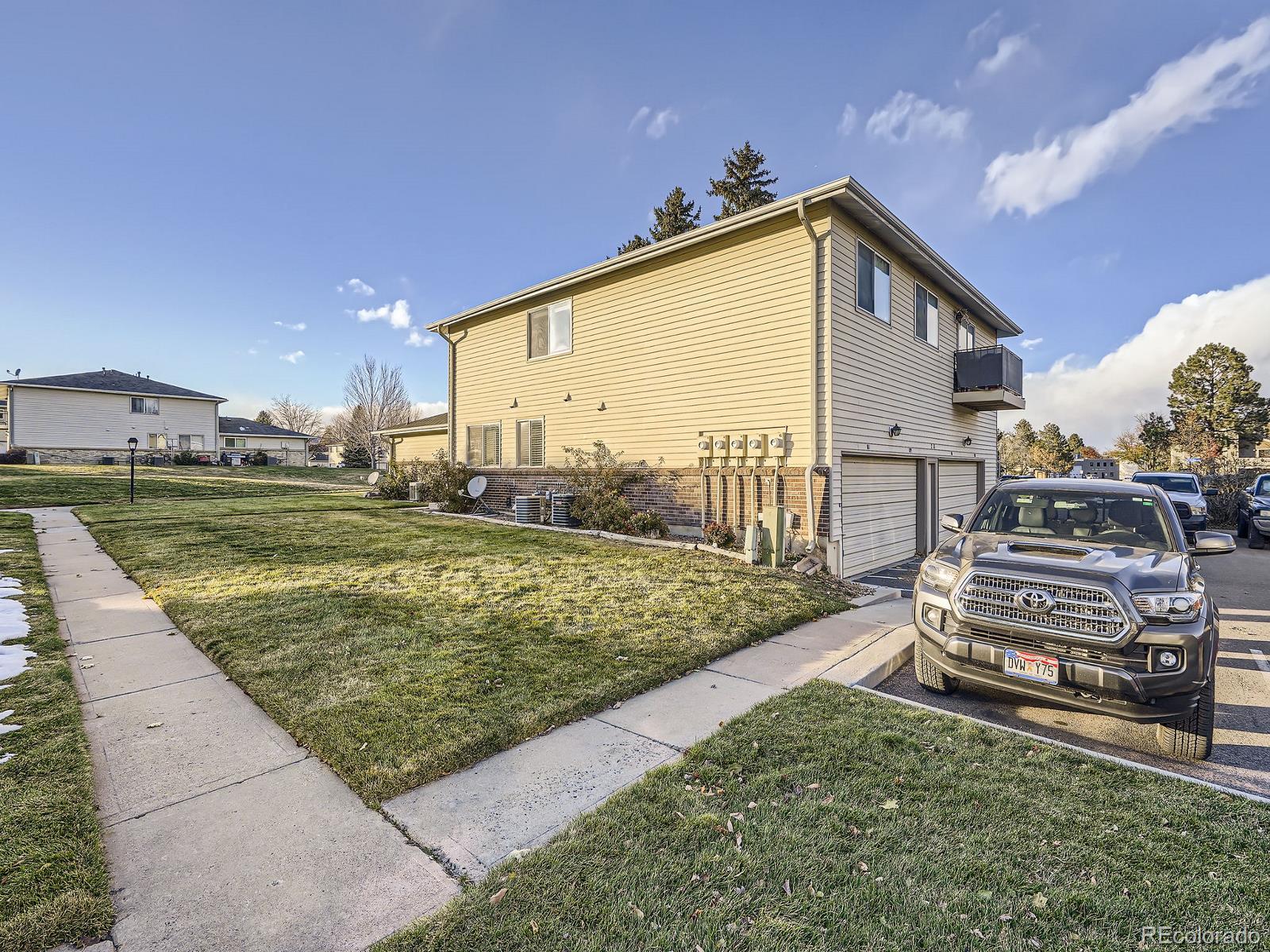 MLS Image #20 for 3351 s field street,lakewood, Colorado