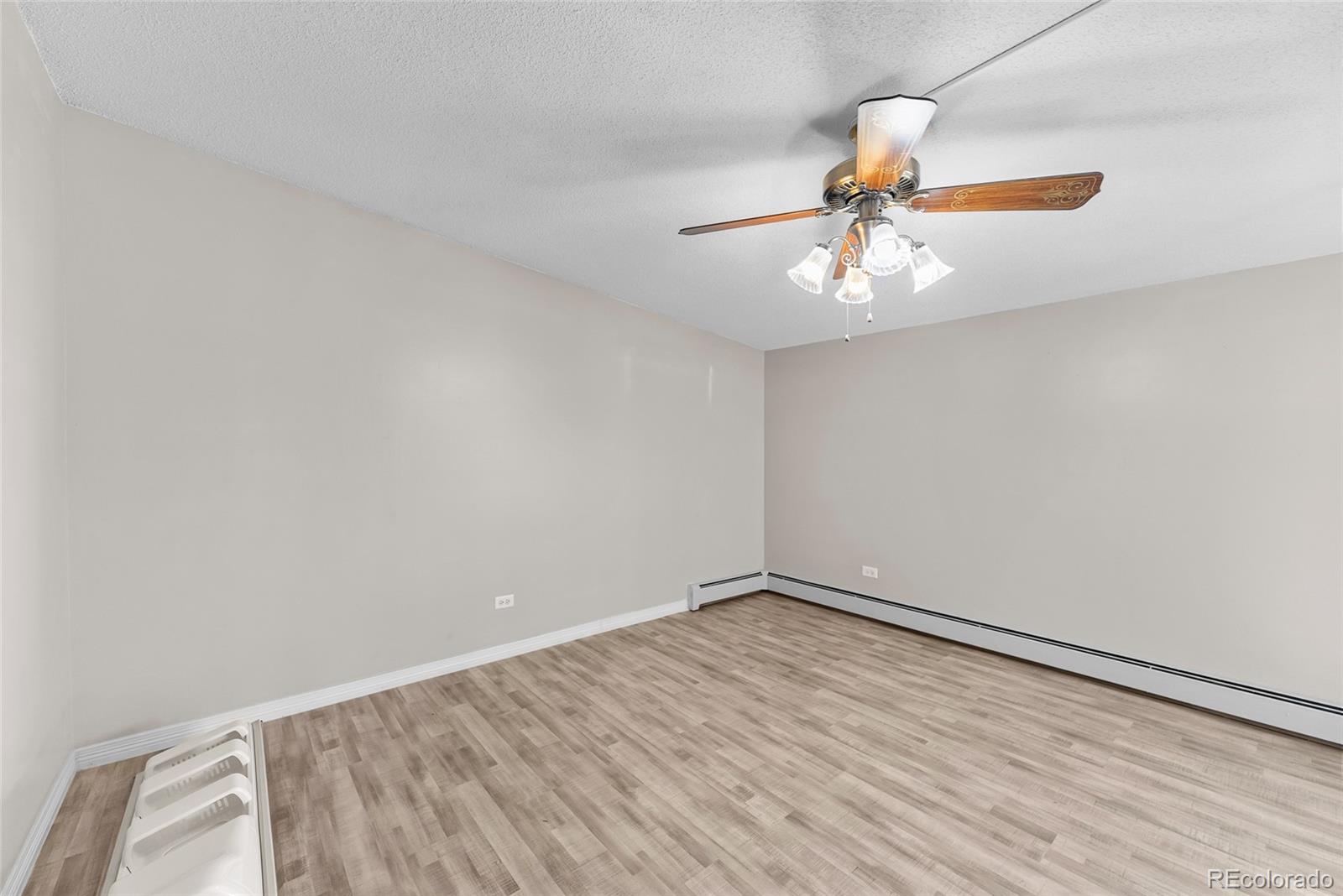 MLS Image #6 for 595 s alton way 5d,denver, Colorado