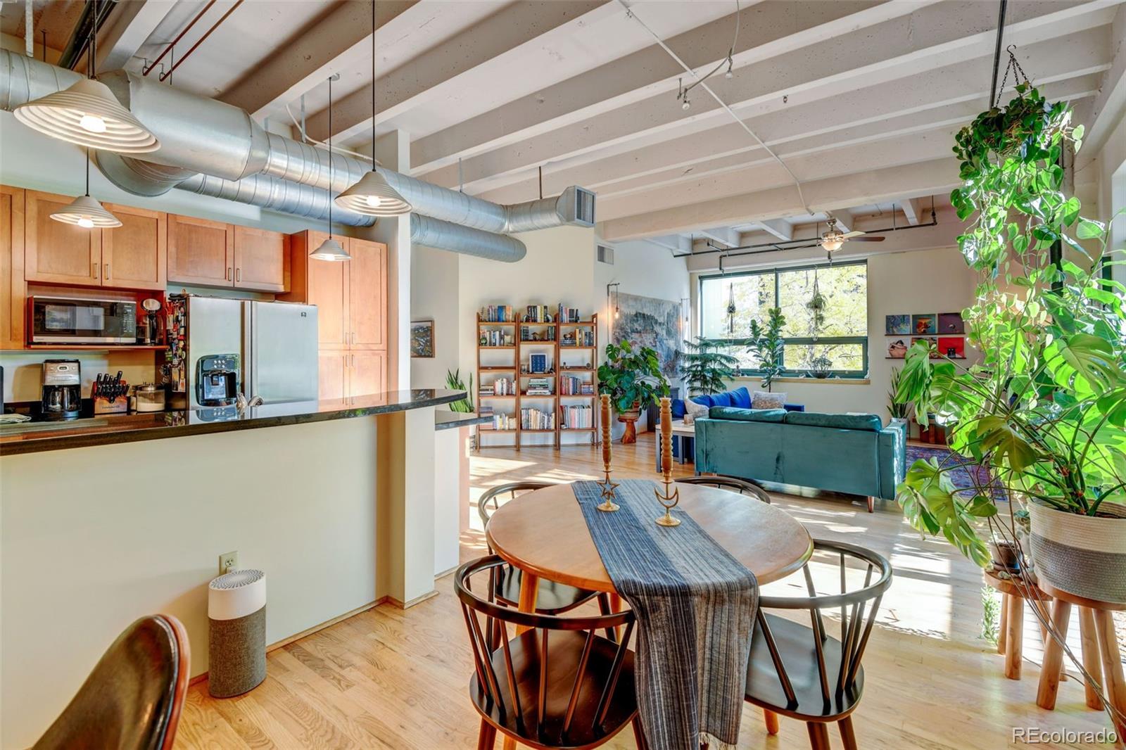 MLS Image #11 for 1800  lawrence street,denver, Colorado