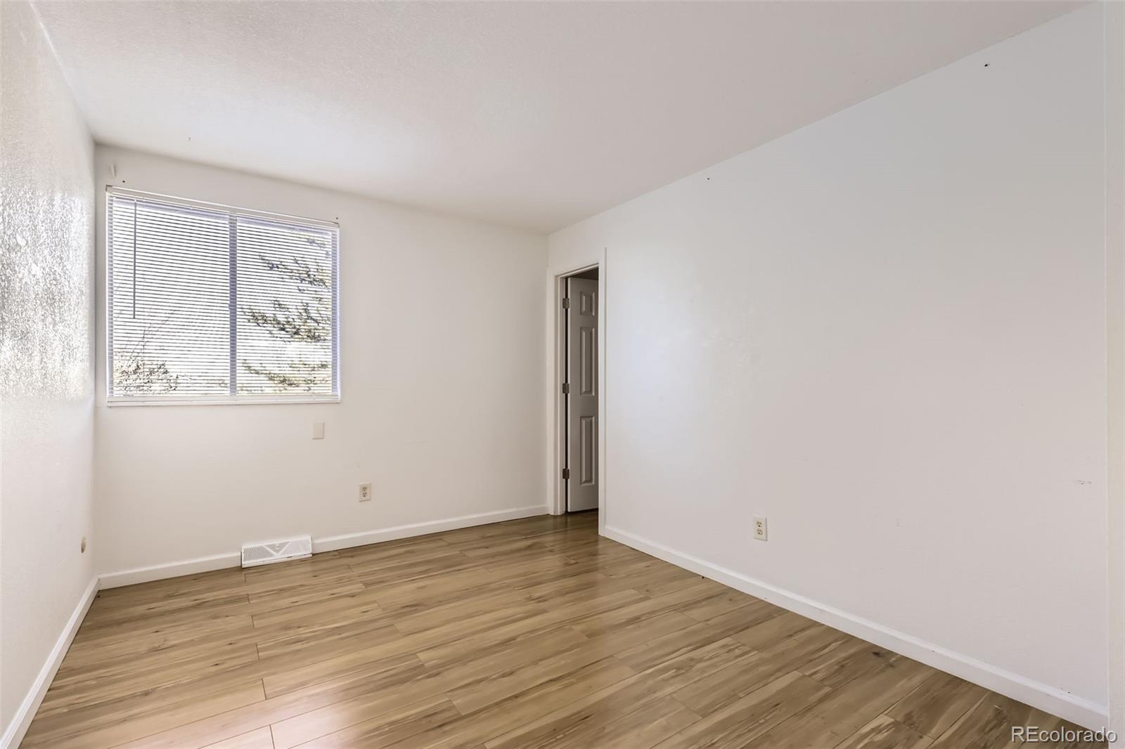 MLS Image #5 for 14543 e 12th avenue ,aurora, Colorado