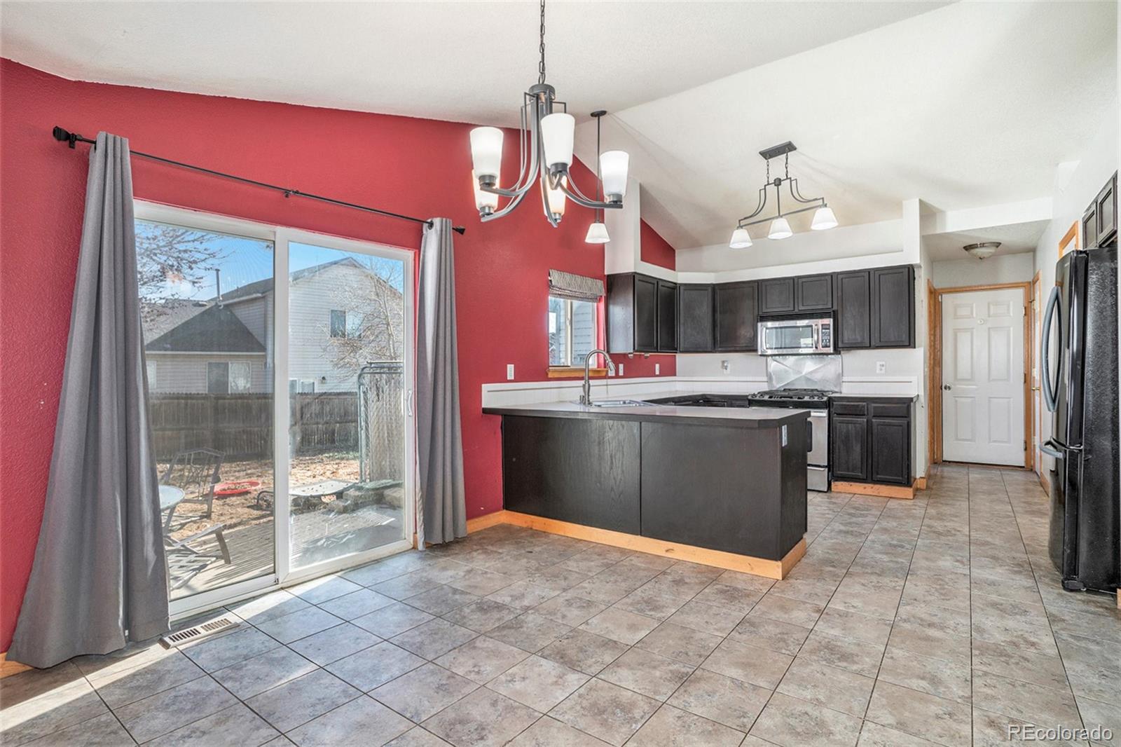 MLS Image #5 for 1544  lakewood drive,windsor, Colorado