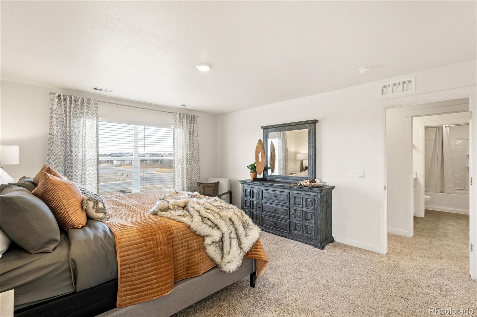 MLS Image #19 for 27496 e byers place,aurora, Colorado