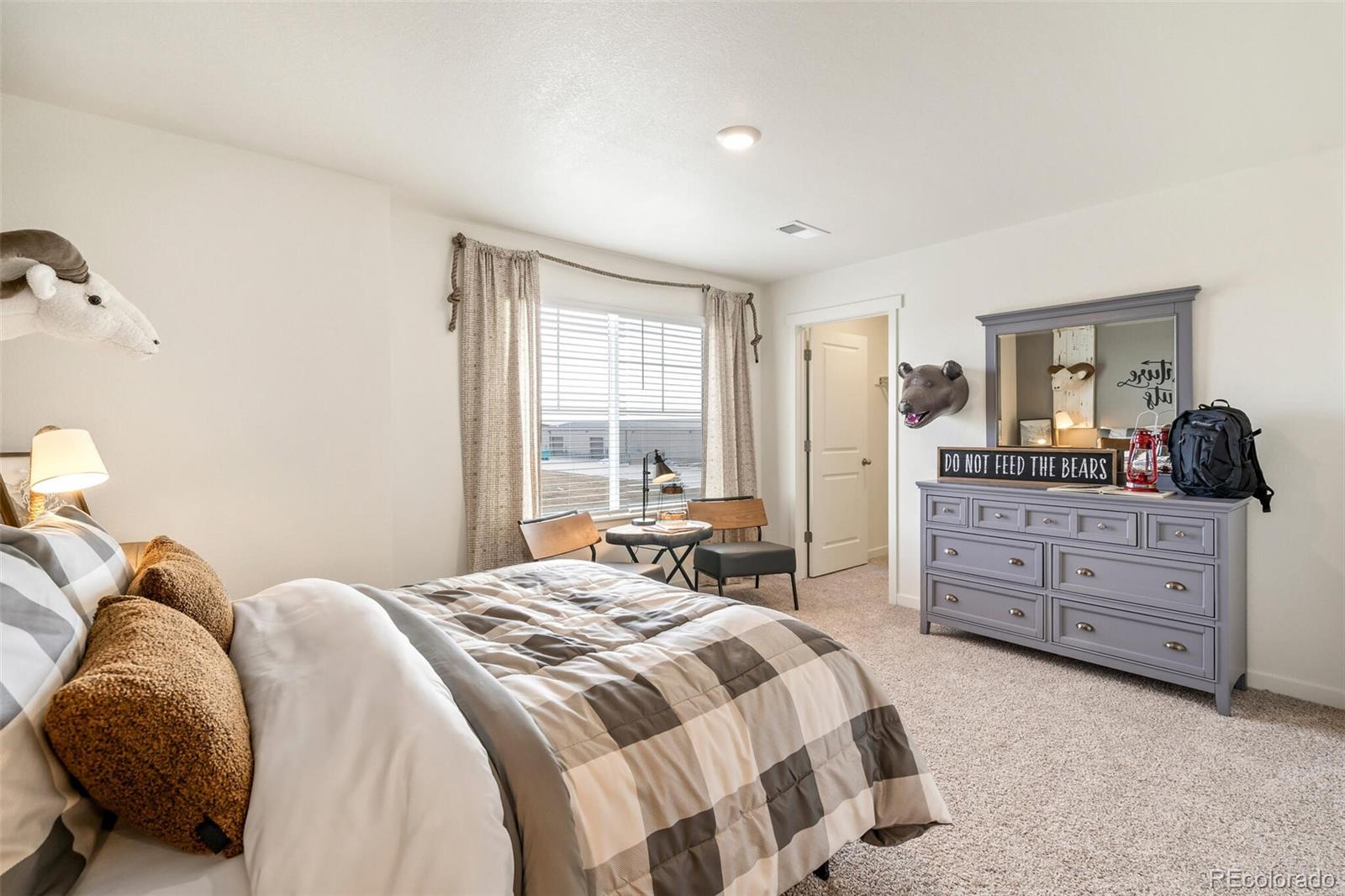 MLS Image #26 for 27496 e byers place,aurora, Colorado