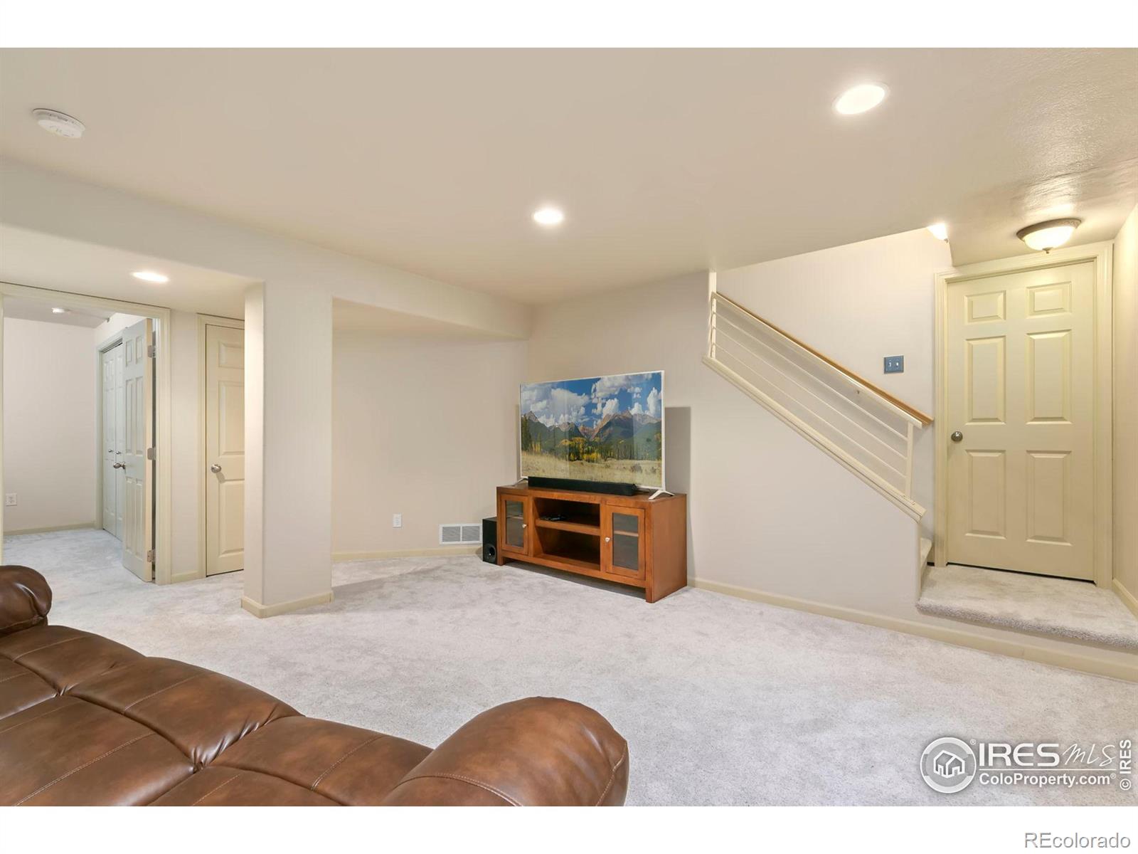 MLS Image #14 for 6900  mount democrat street,wellington, Colorado