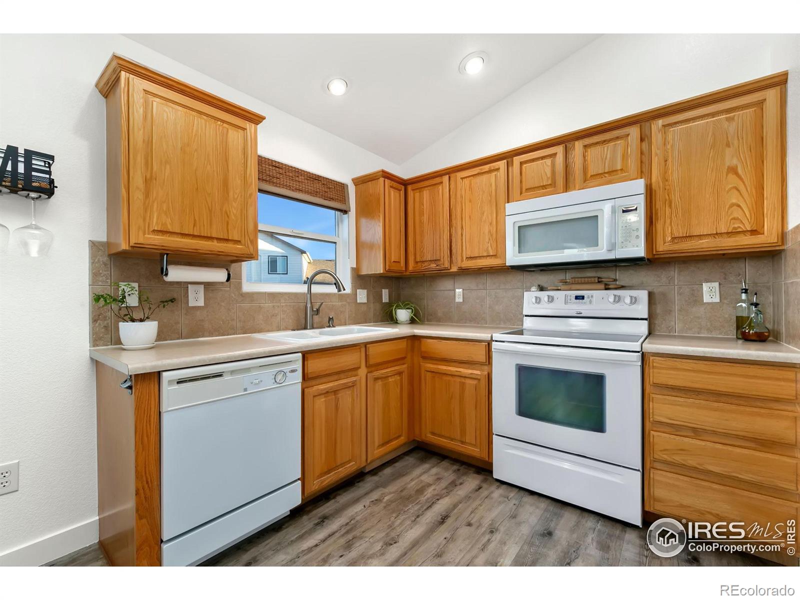 MLS Image #5 for 6900  mount democrat street,wellington, Colorado