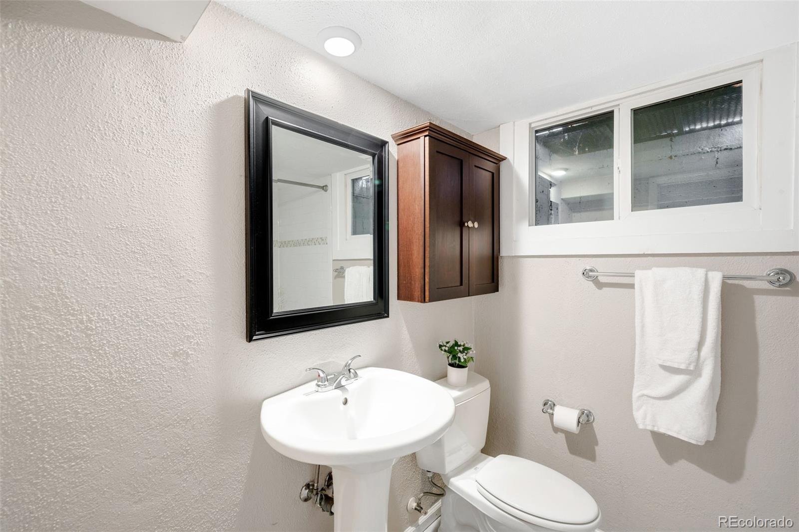 MLS Image #24 for 845  hudson street,denver, Colorado