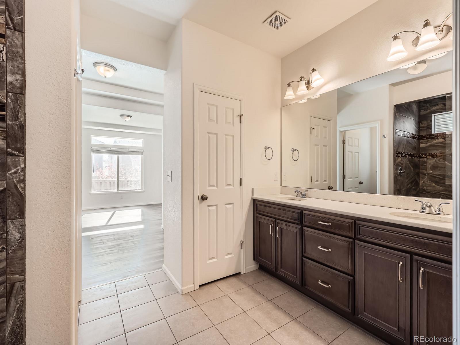 MLS Image #15 for 18854  robins drive,denver, Colorado