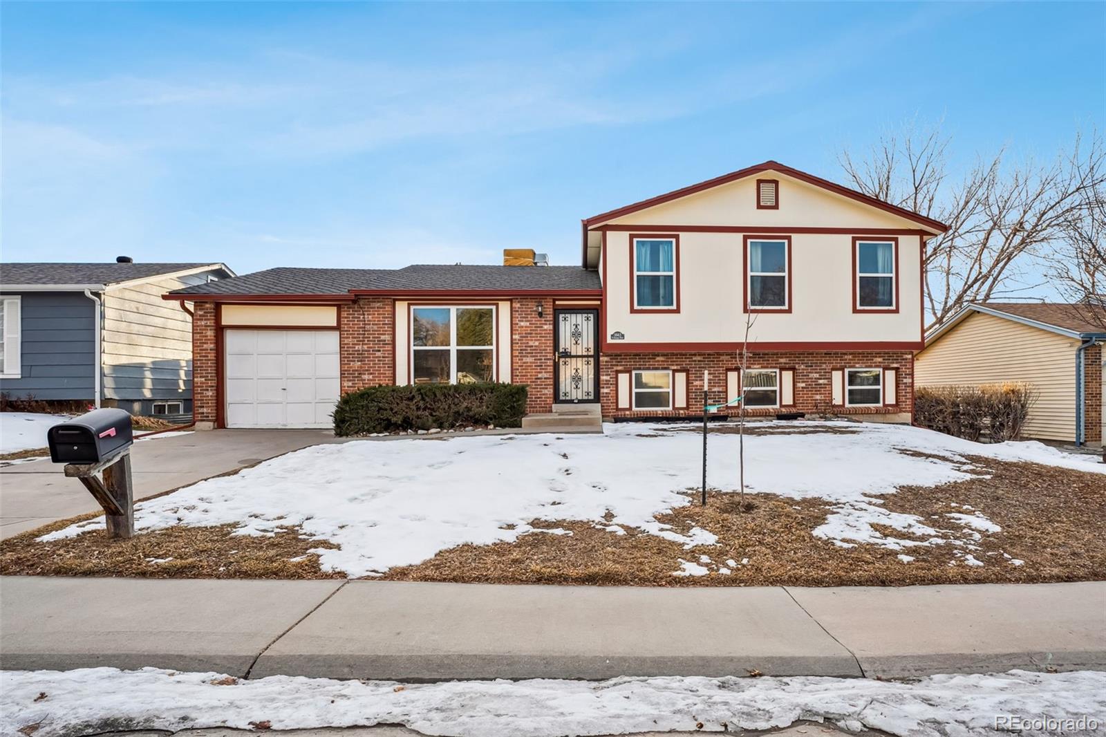 MLS Image #0 for 1663 s yampa way,aurora, Colorado