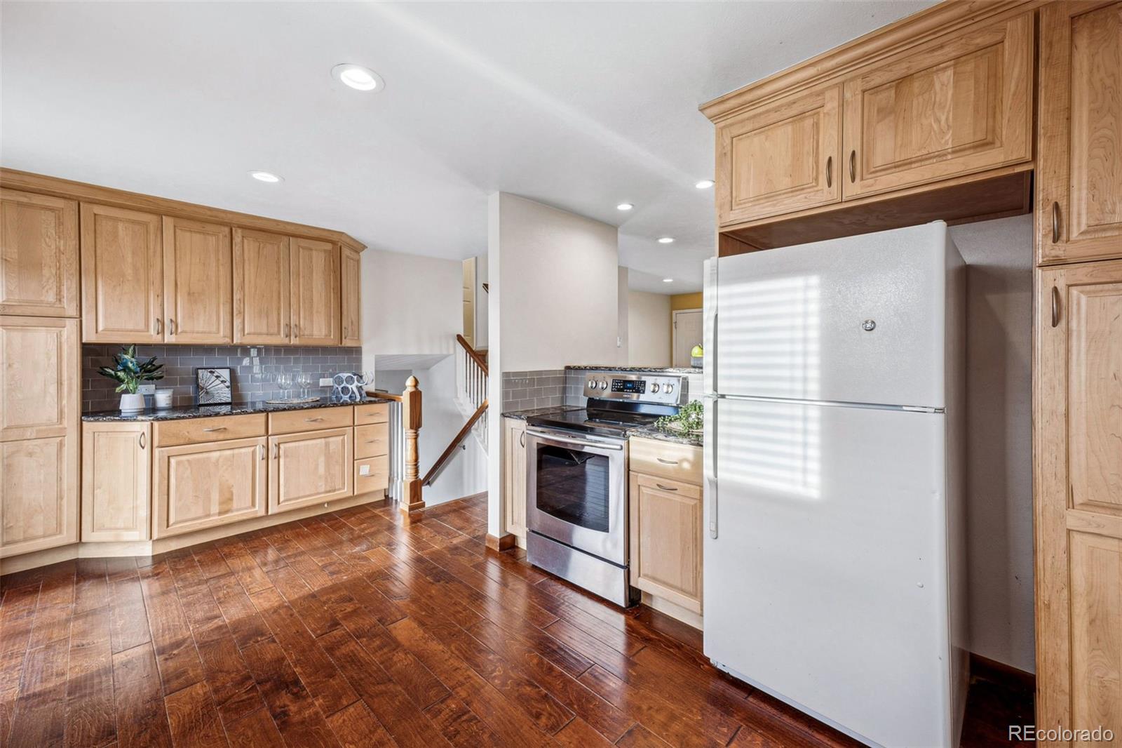 MLS Image #9 for 1663 s yampa way,aurora, Colorado