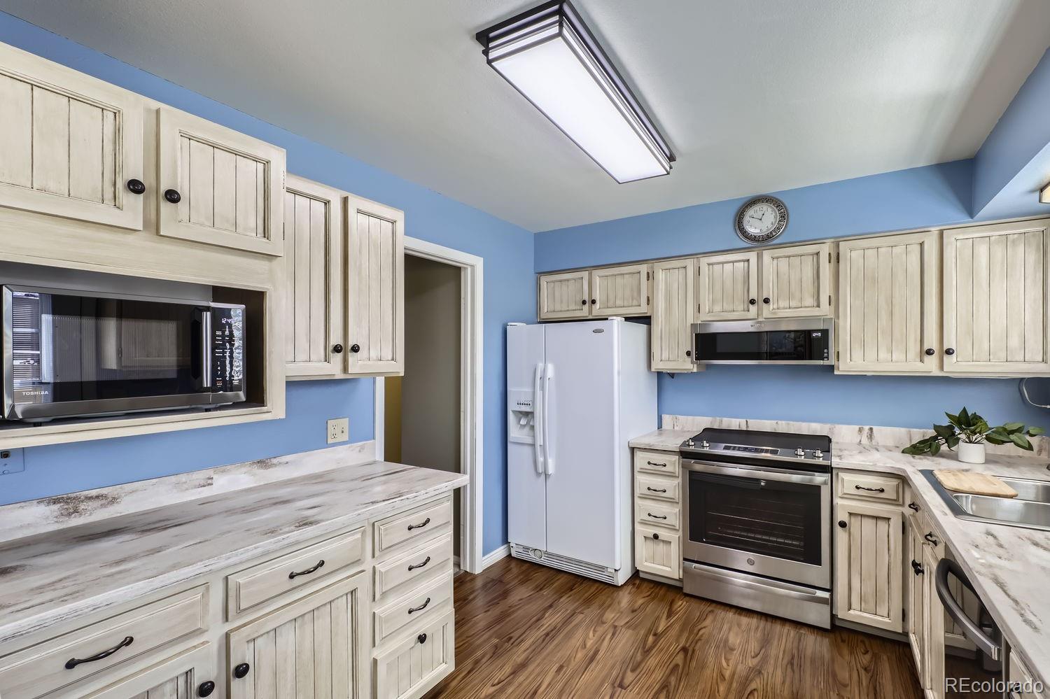 MLS Image #4 for 7101 w yale avenue,denver, Colorado