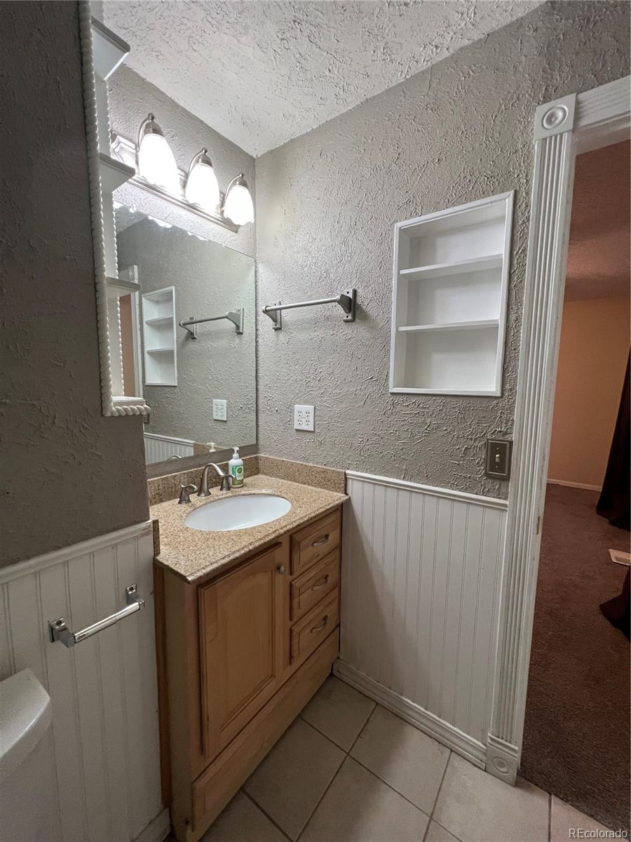 MLS Image #2 for 19025 e bethany place,aurora, Colorado