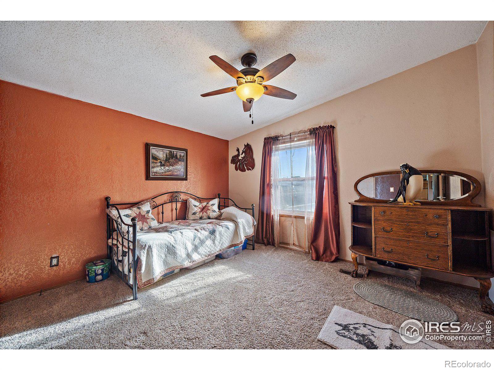 MLS Image #12 for 10635  county road 24 ,fort lupton, Colorado