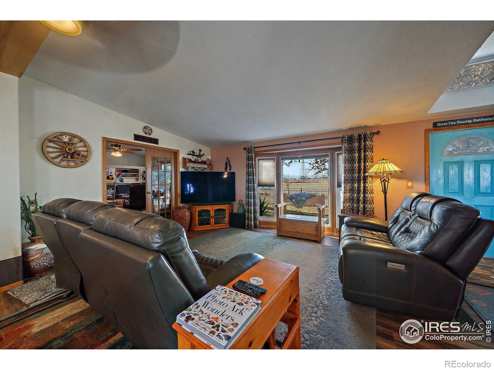 MLS Image #9 for 10635  county road 24 ,fort lupton, Colorado