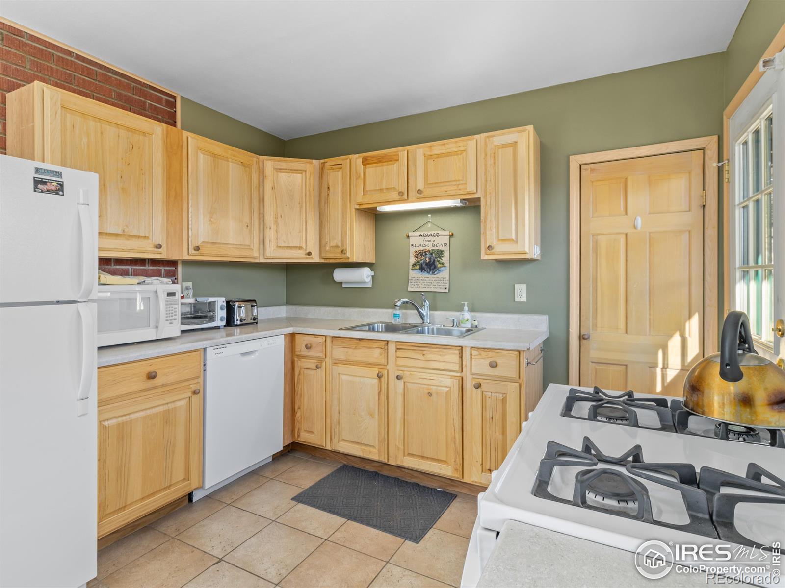 MLS Image #14 for 540  laurel lane,estes park, Colorado