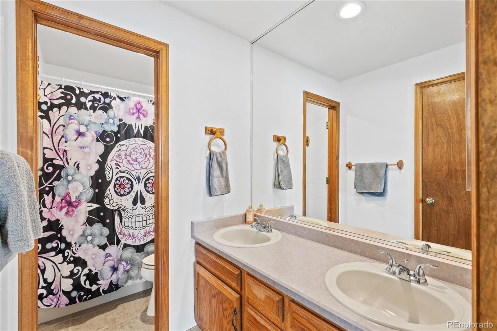 MLS Image #12 for 7624 s cove circle,centennial, Colorado