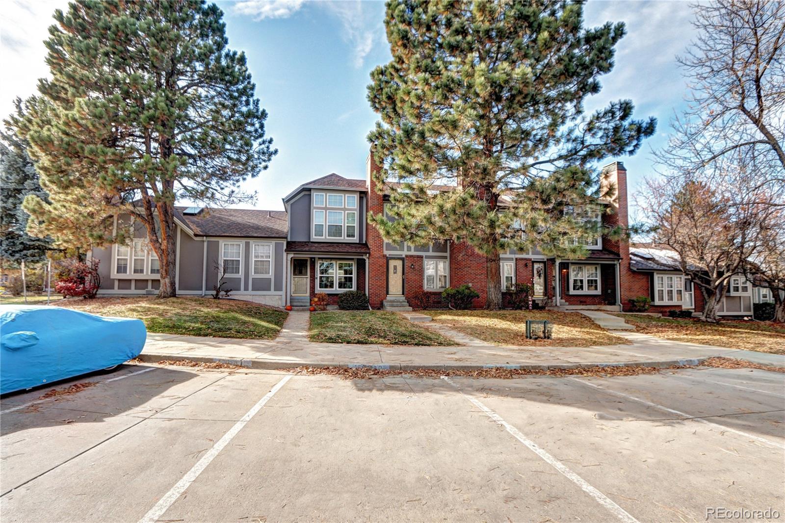 MLS Image #1 for 1233 s flower circle,lakewood, Colorado