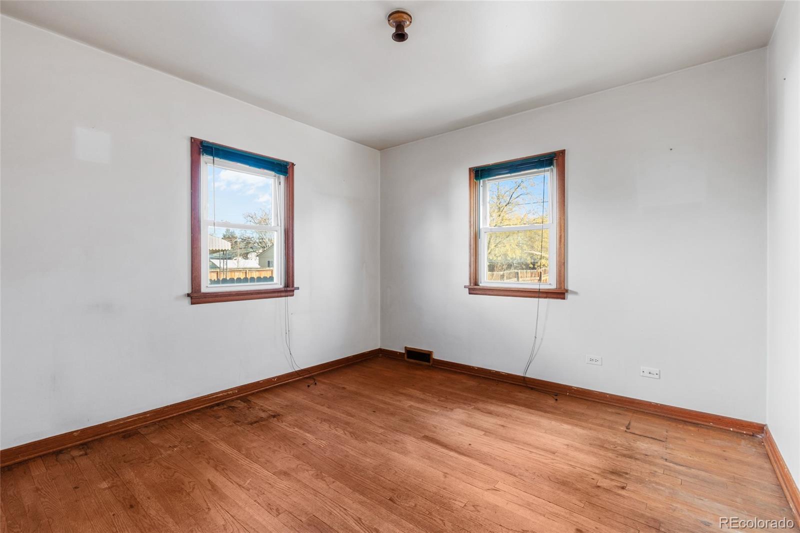 MLS Image #17 for 3230 s bannock street,englewood, Colorado