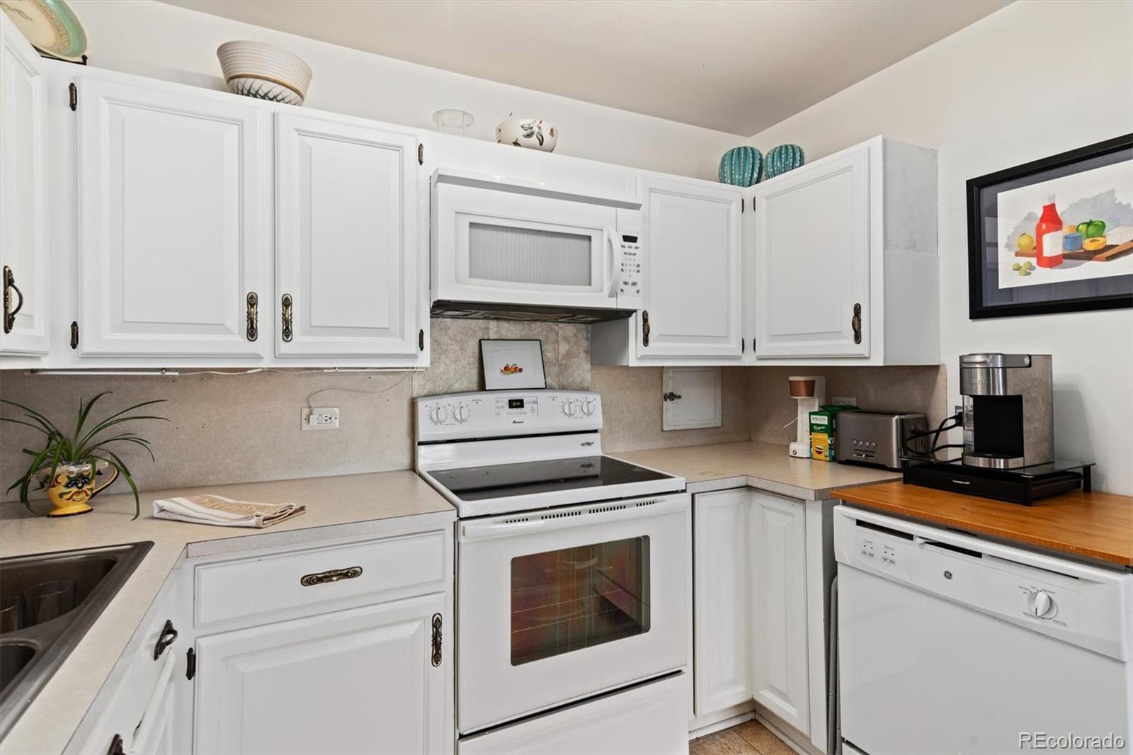 MLS Image #2 for 750 s clinton street 12d,denver, Colorado