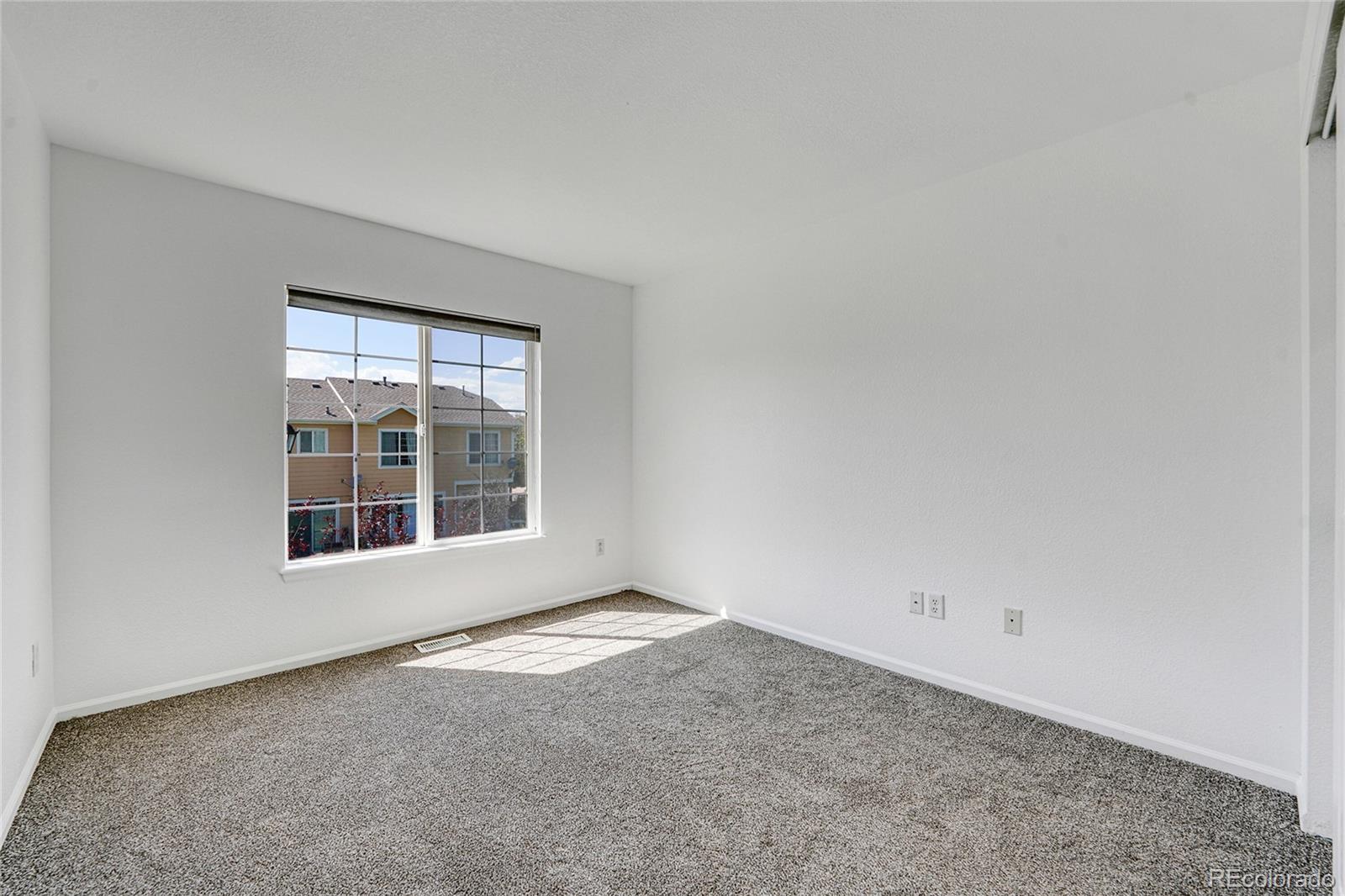 MLS Image #18 for 14400  albrook drive,denver, Colorado