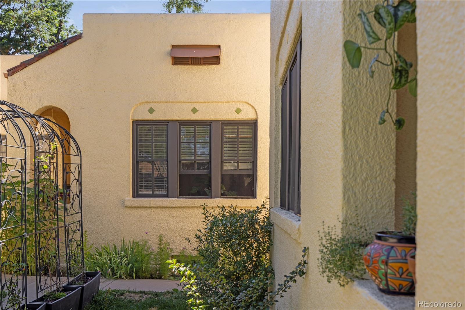 MLS Image #17 for 3714 e 10th avenue,denver, Colorado