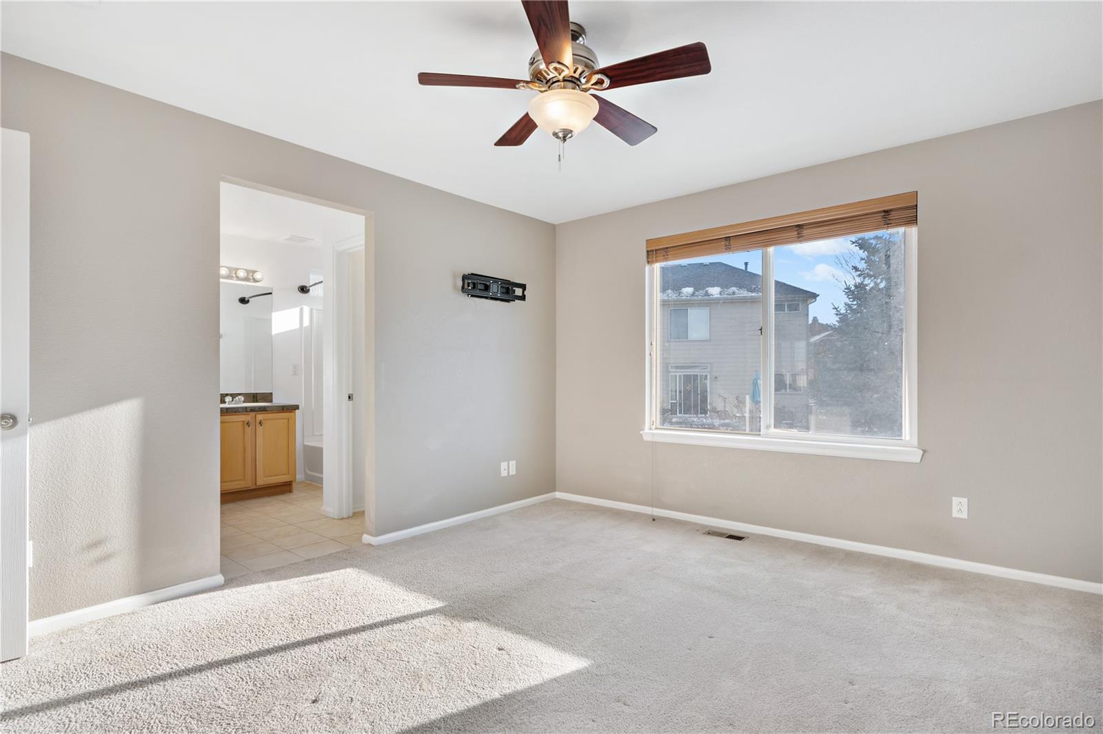 MLS Image #19 for 24650 e wyoming circle,aurora, Colorado