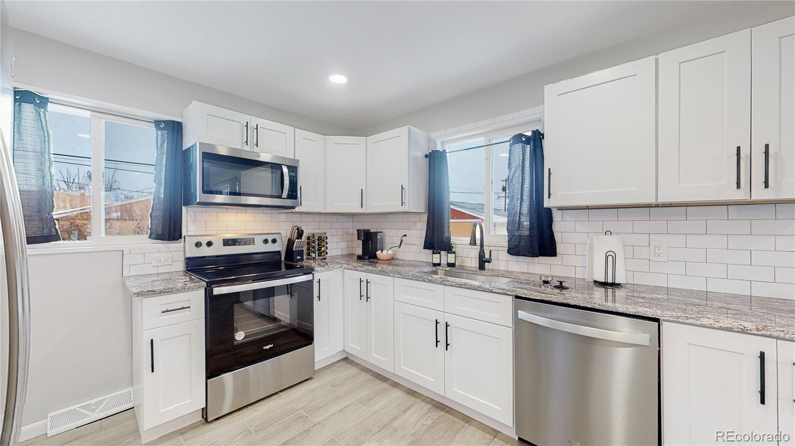 MLS Image #10 for 6996  warren drive,denver, Colorado