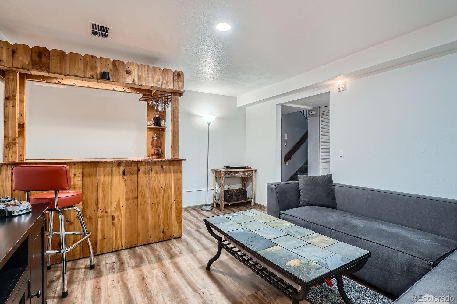 MLS Image #22 for 1050 s monaco parkway,denver, Colorado