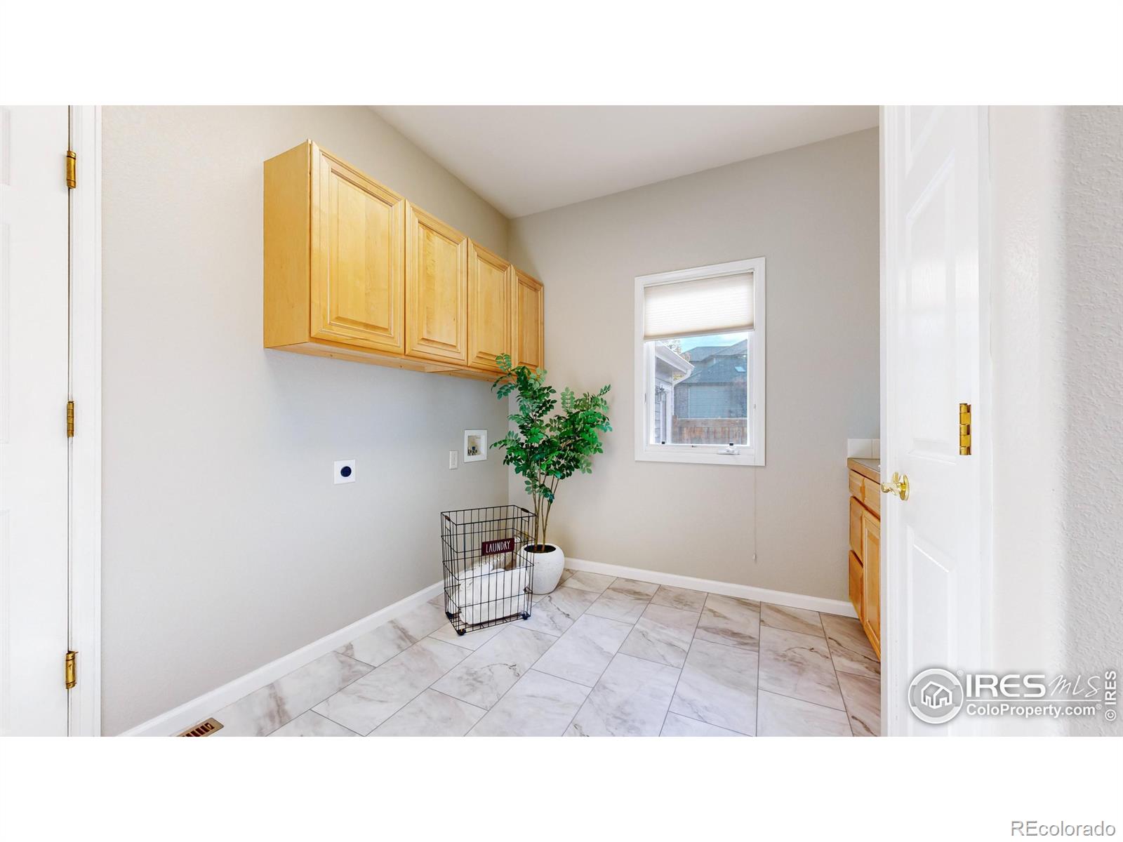 MLS Image #11 for 2153  meander road,windsor, Colorado