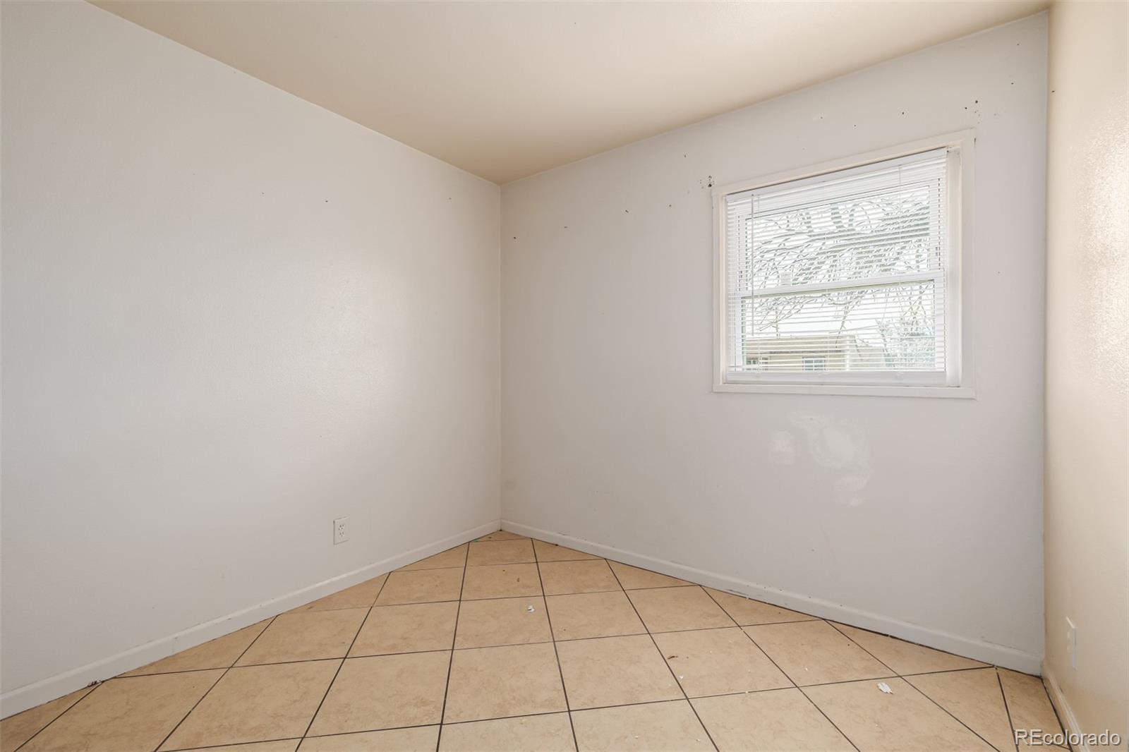 MLS Image #12 for 6191 e 61st avenue,commerce city, Colorado