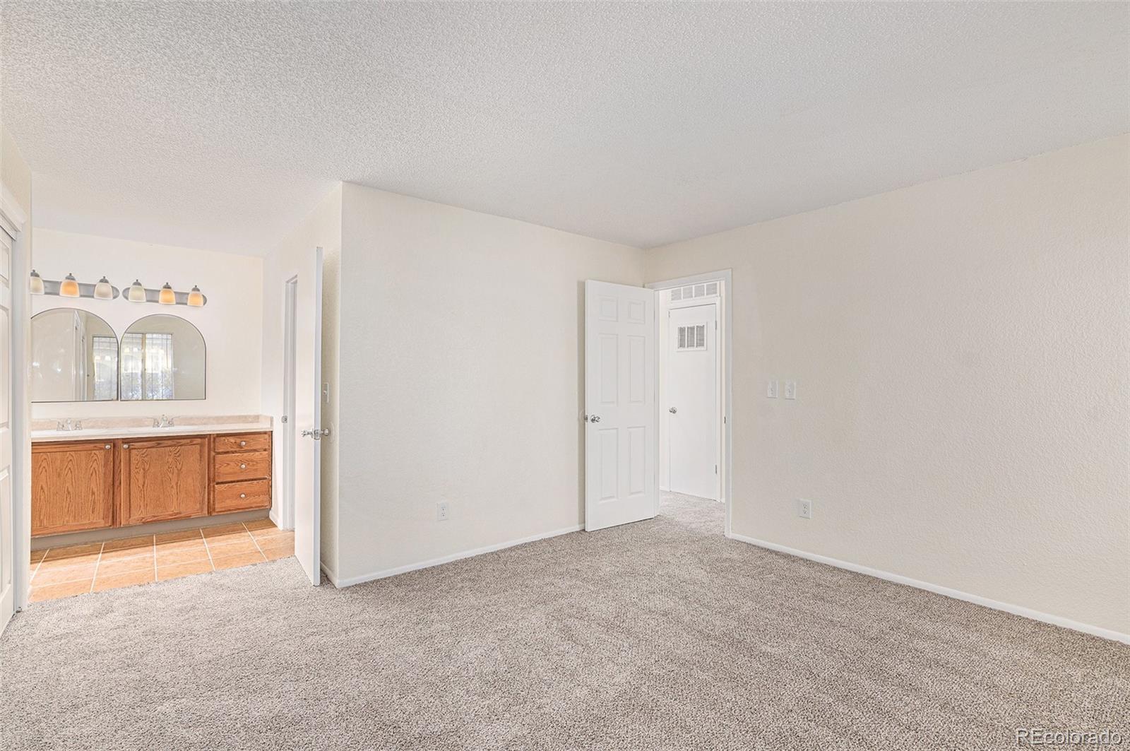 MLS Image #11 for 1280  sable boulevard,aurora, Colorado