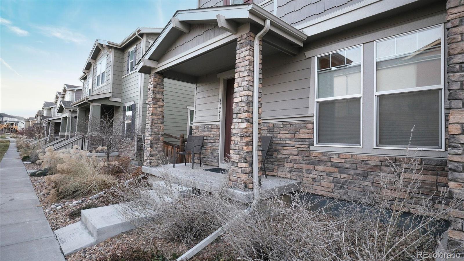 MLS Image #1 for 21953 e quincy circle,aurora, Colorado