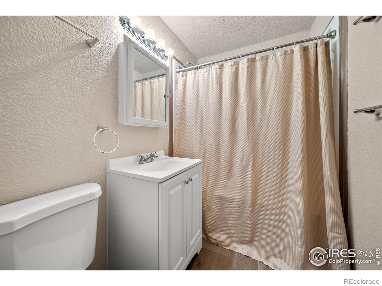 MLS Image #11 for 245  villa vista street,sterling, Colorado