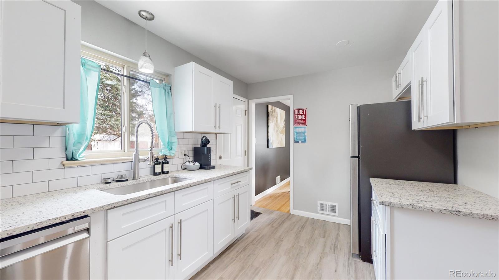 MLS Image #14 for 1852 s forest street,denver, Colorado