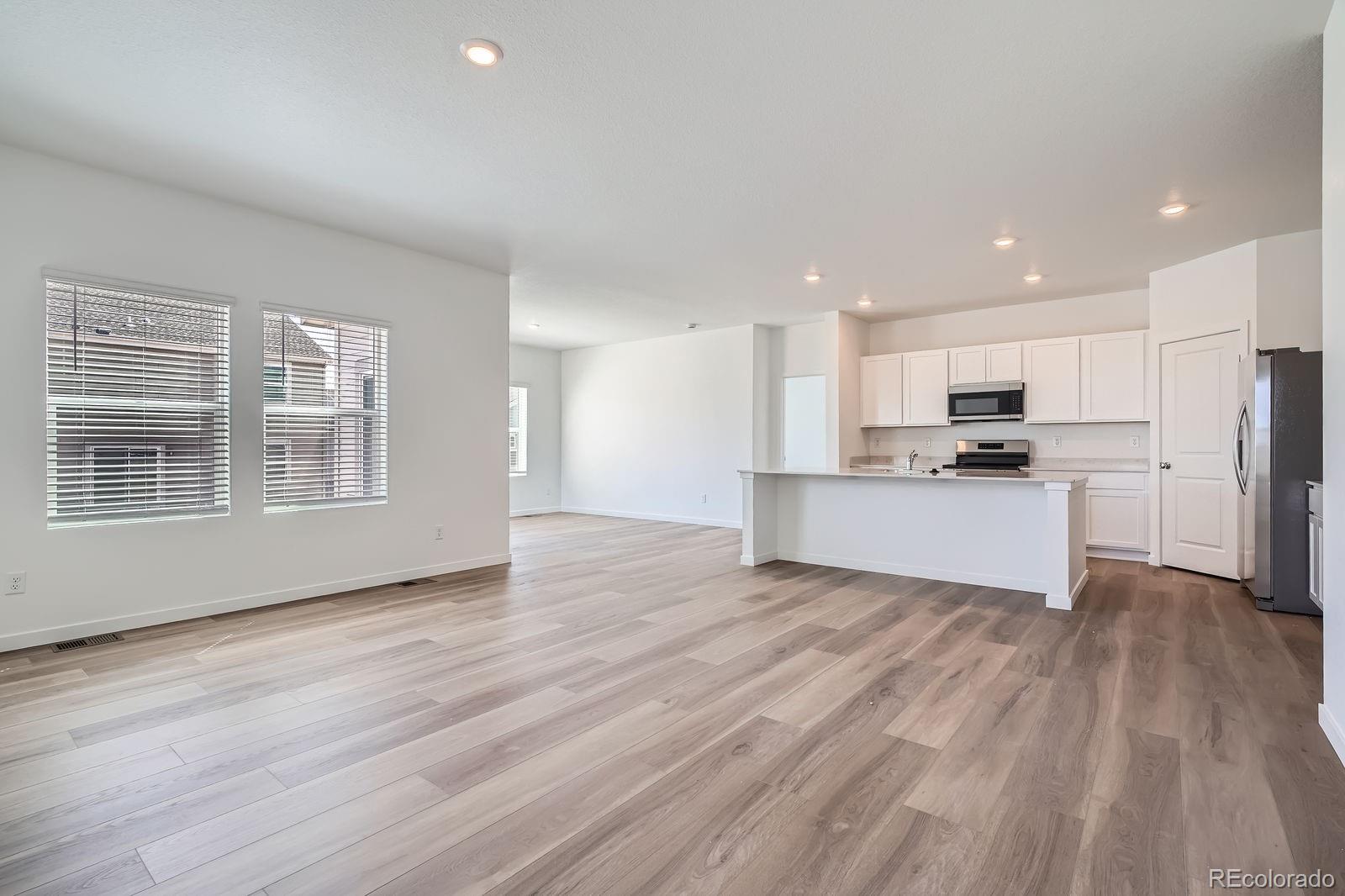 MLS Image #3 for 15286  fillmore street,thornton, Colorado