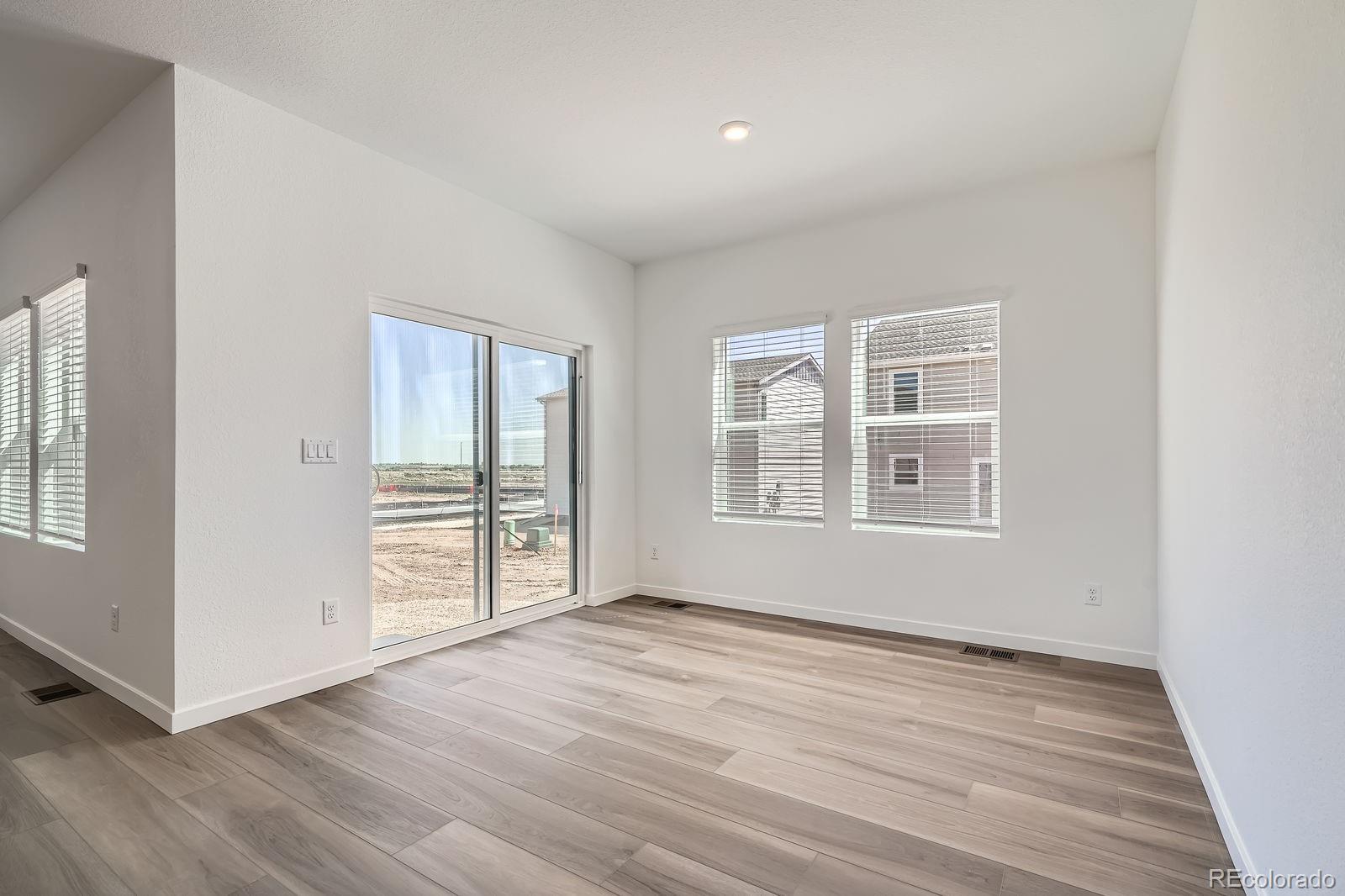 MLS Image #4 for 15286  fillmore street,thornton, Colorado