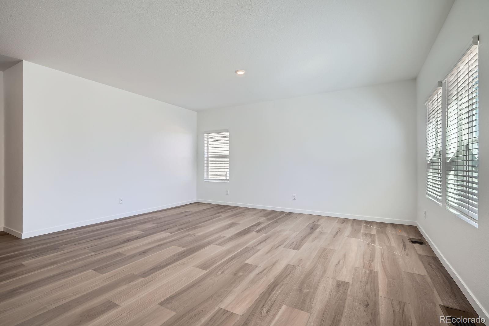 MLS Image #5 for 15286  fillmore street,thornton, Colorado
