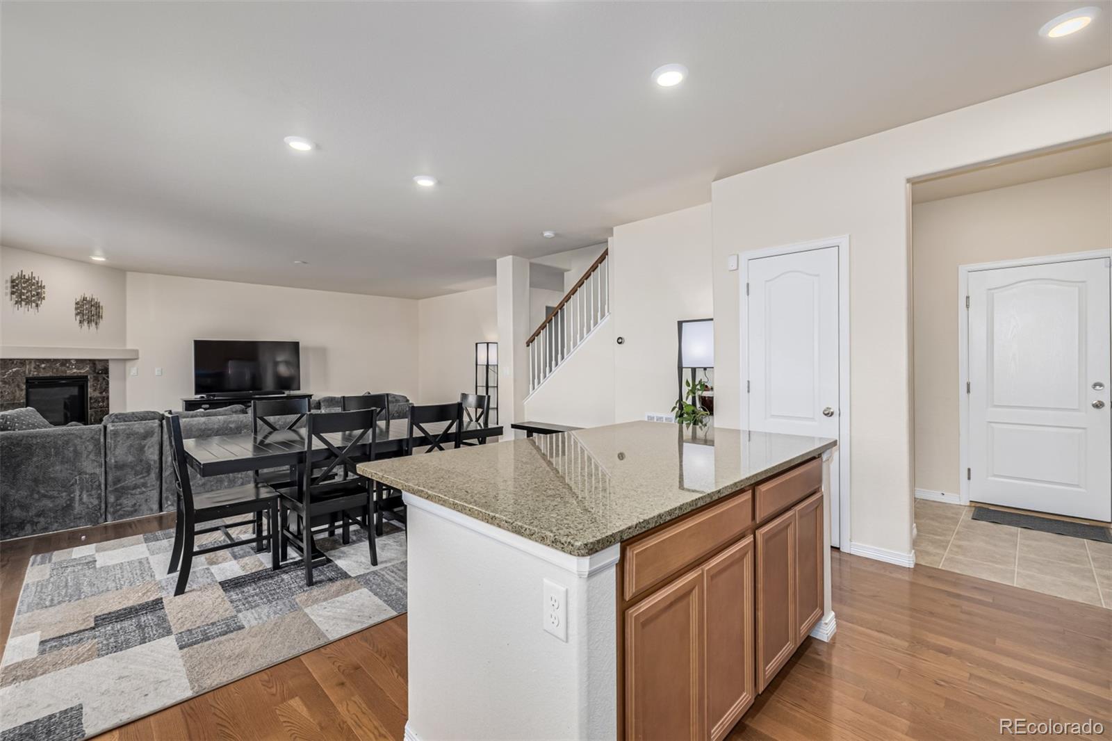 MLS Image #14 for 3174 s kirk way,aurora, Colorado