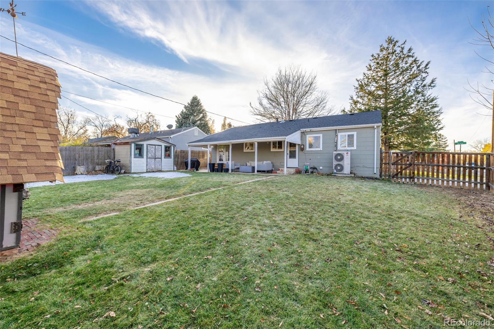 MLS Image #43 for 3200 s grape street,denver, Colorado