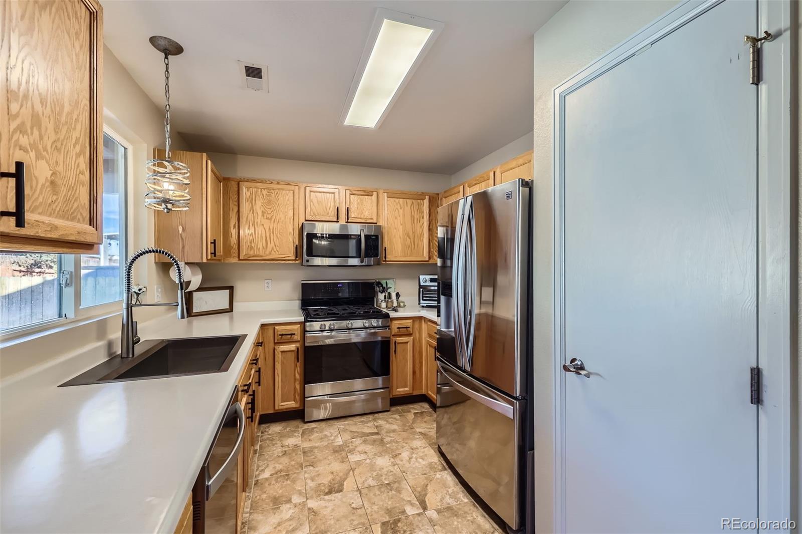 MLS Image #7 for 5539  anna lee way,colorado springs, Colorado