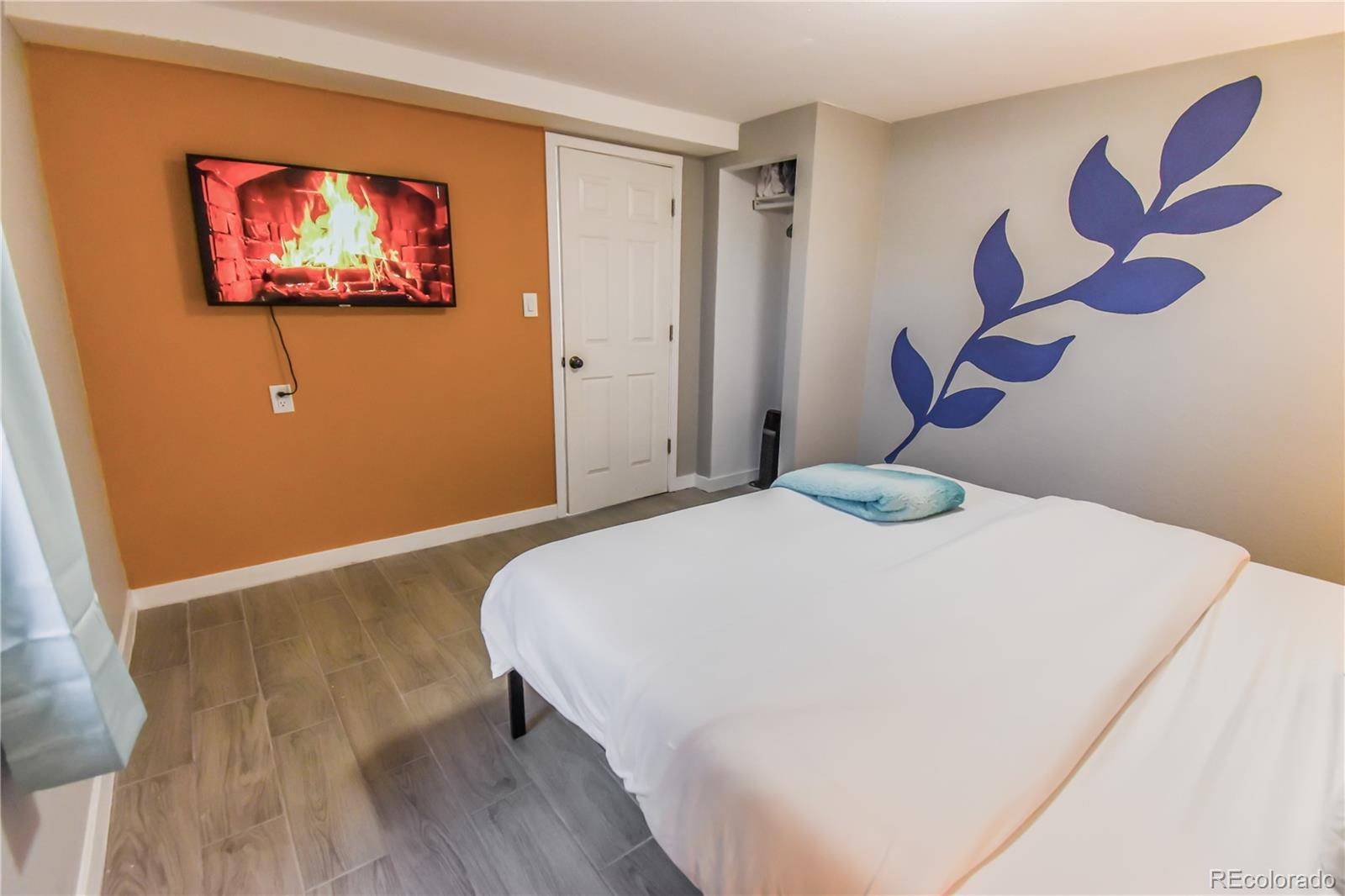 MLS Image #36 for 2200 w moffat place,denver, Colorado