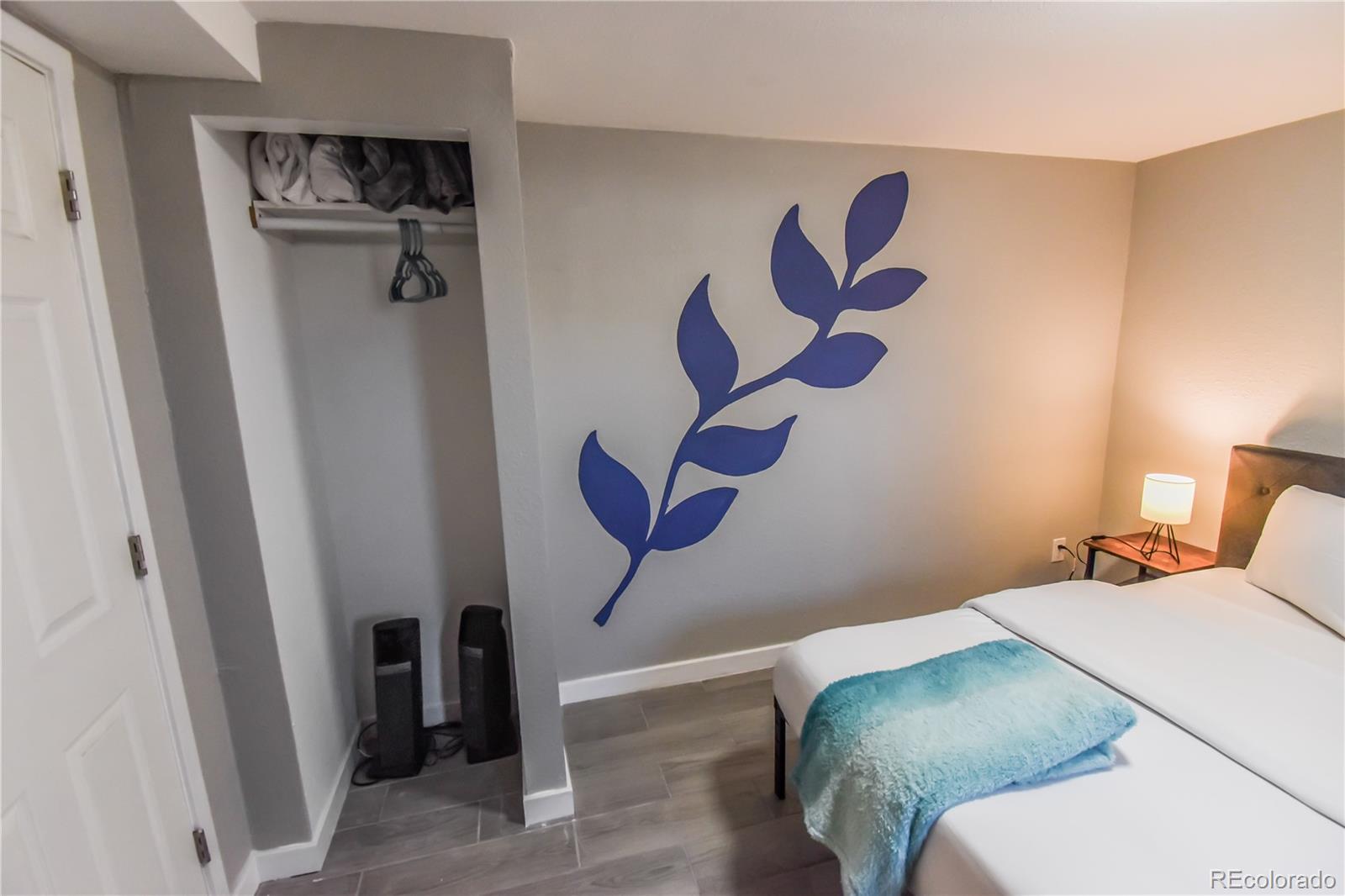 MLS Image #38 for 2200 w moffat place,denver, Colorado