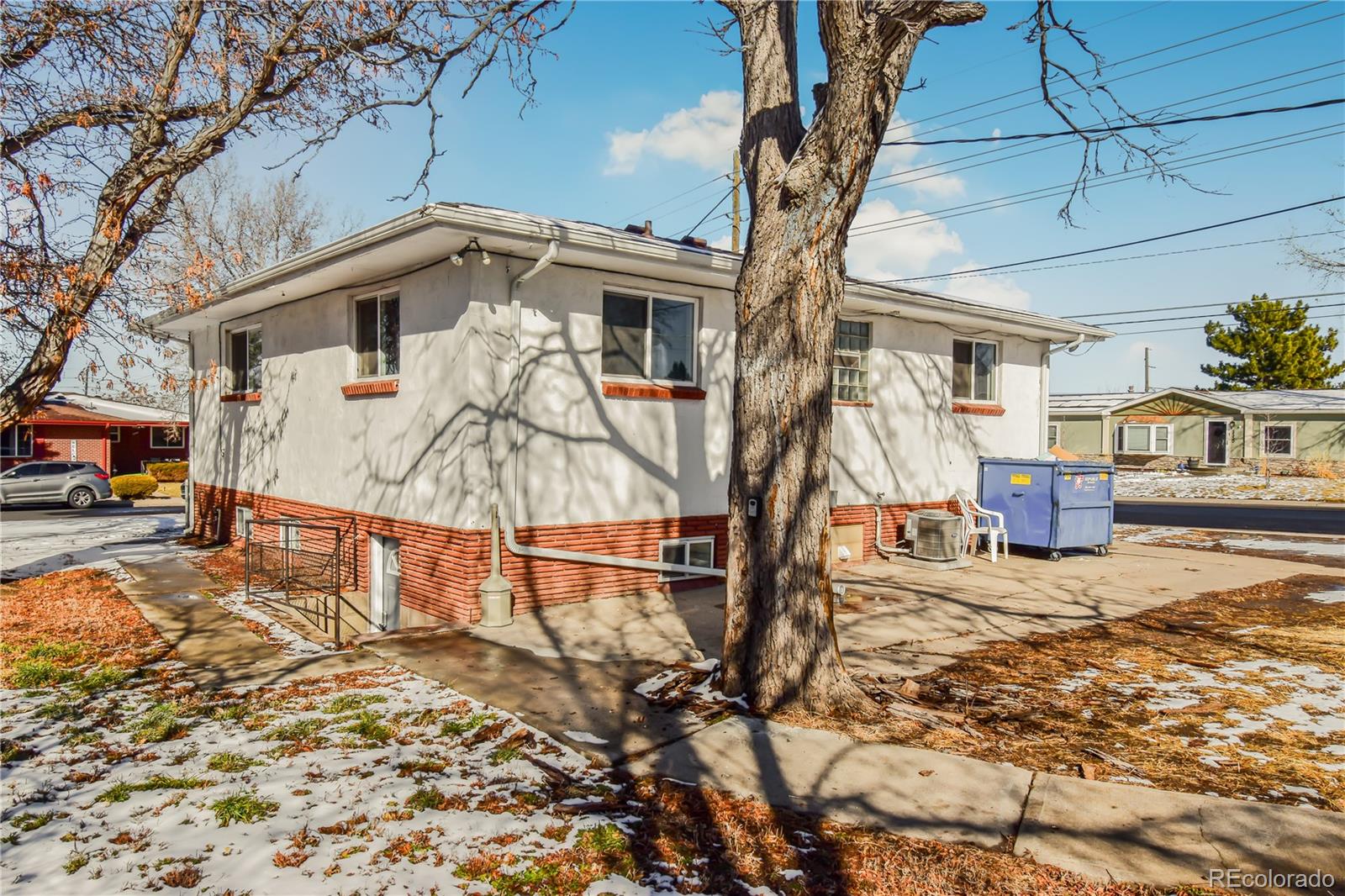 MLS Image #9 for 2200 w moffat place,denver, Colorado