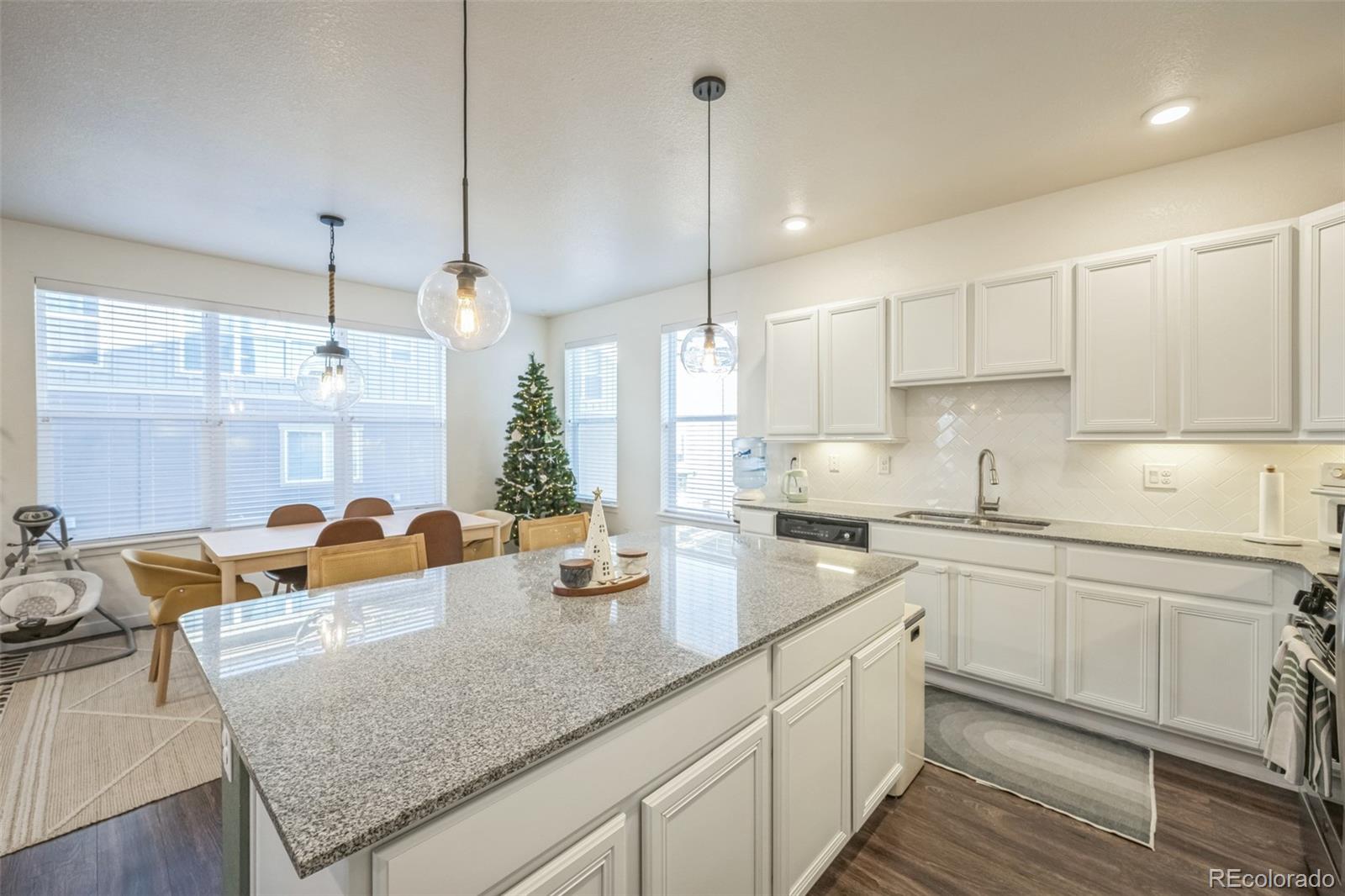 MLS Image #11 for 542 w amherst avenue,englewood, Colorado