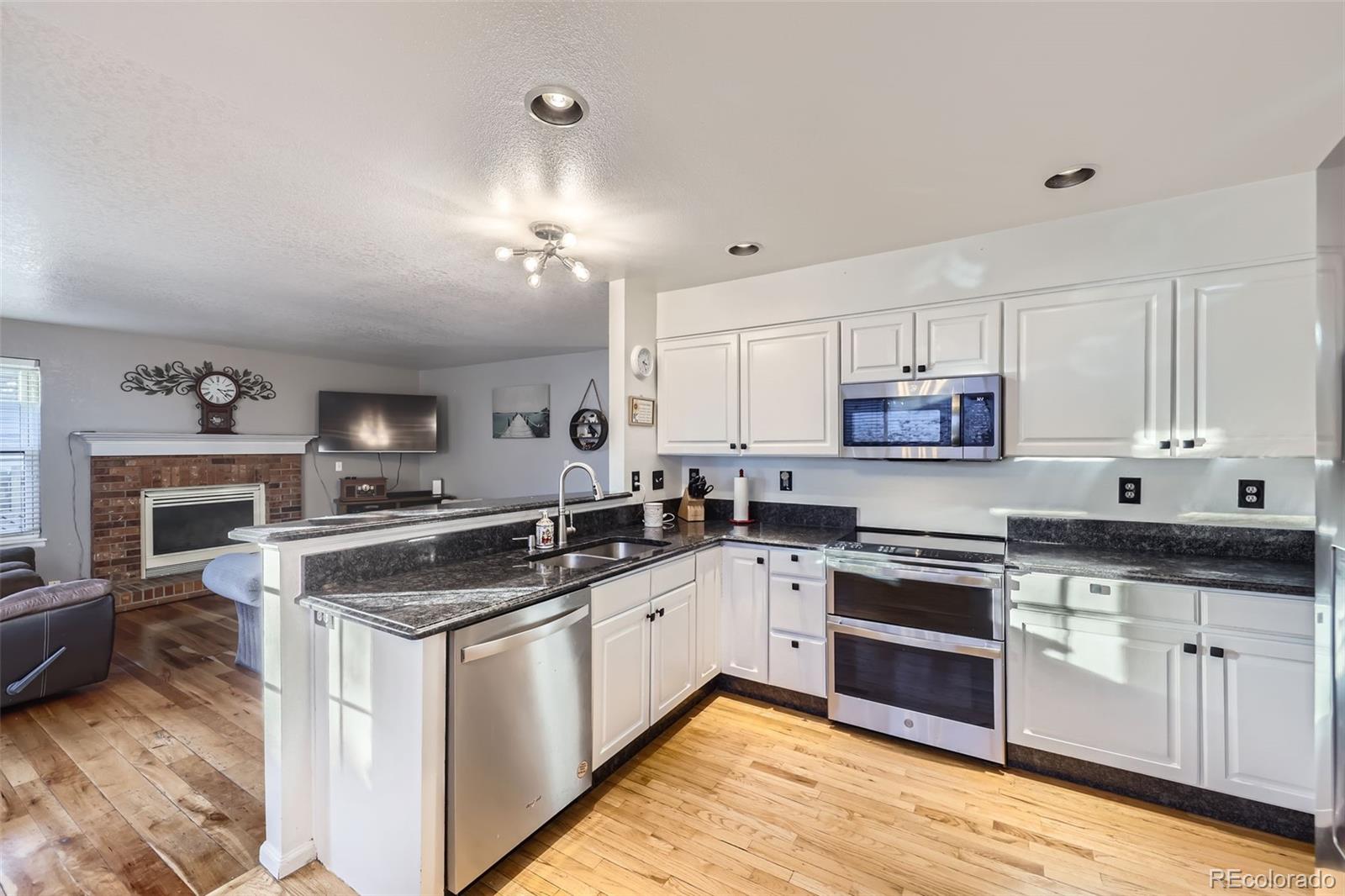 MLS Image #10 for 12902 w 84th place,arvada, Colorado