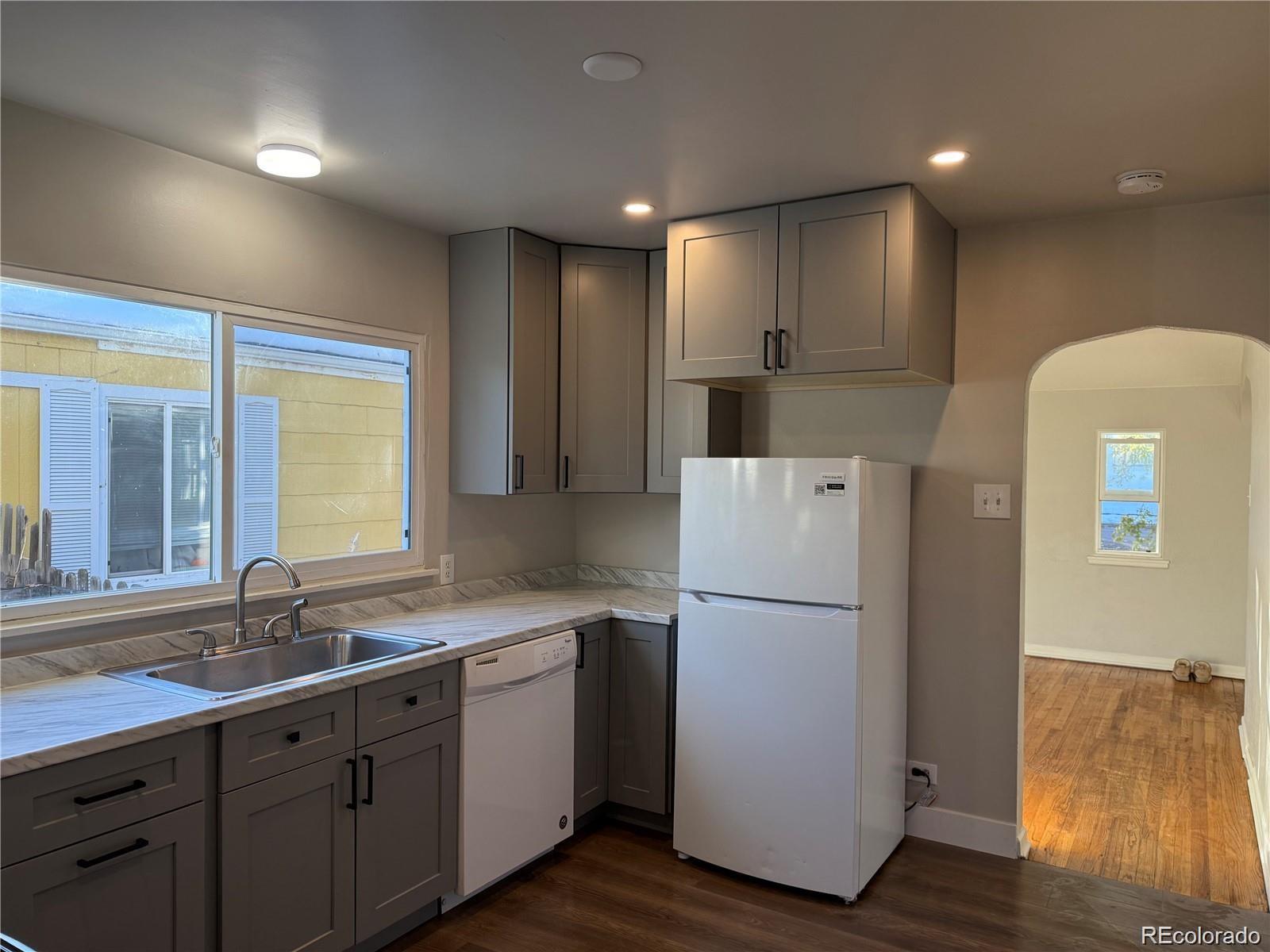 MLS Image #4 for 4636  beach court,denver, Colorado