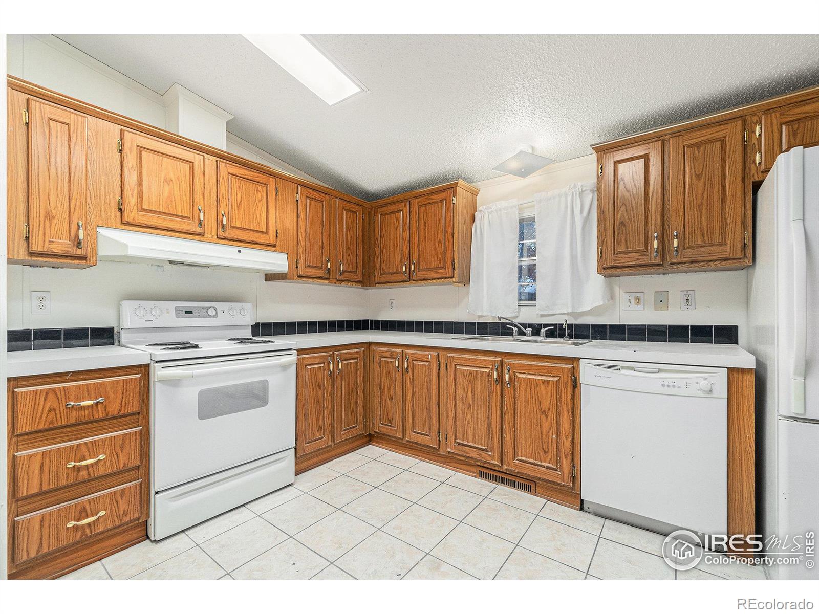 MLS Image #4 for 3320 w 2nd street,greeley, Colorado